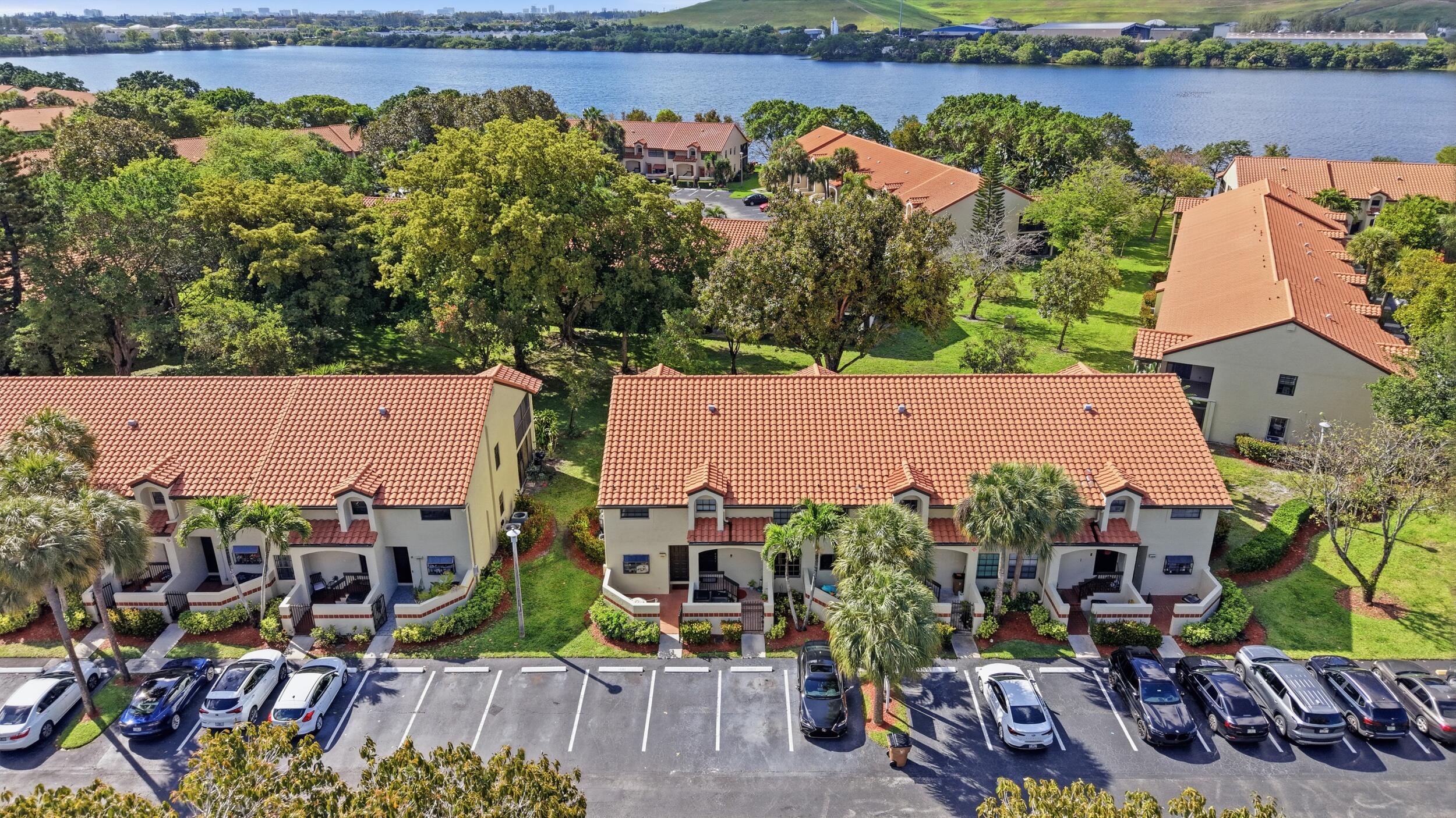 2BR – Condominium at 1901 Congressional Way #1901