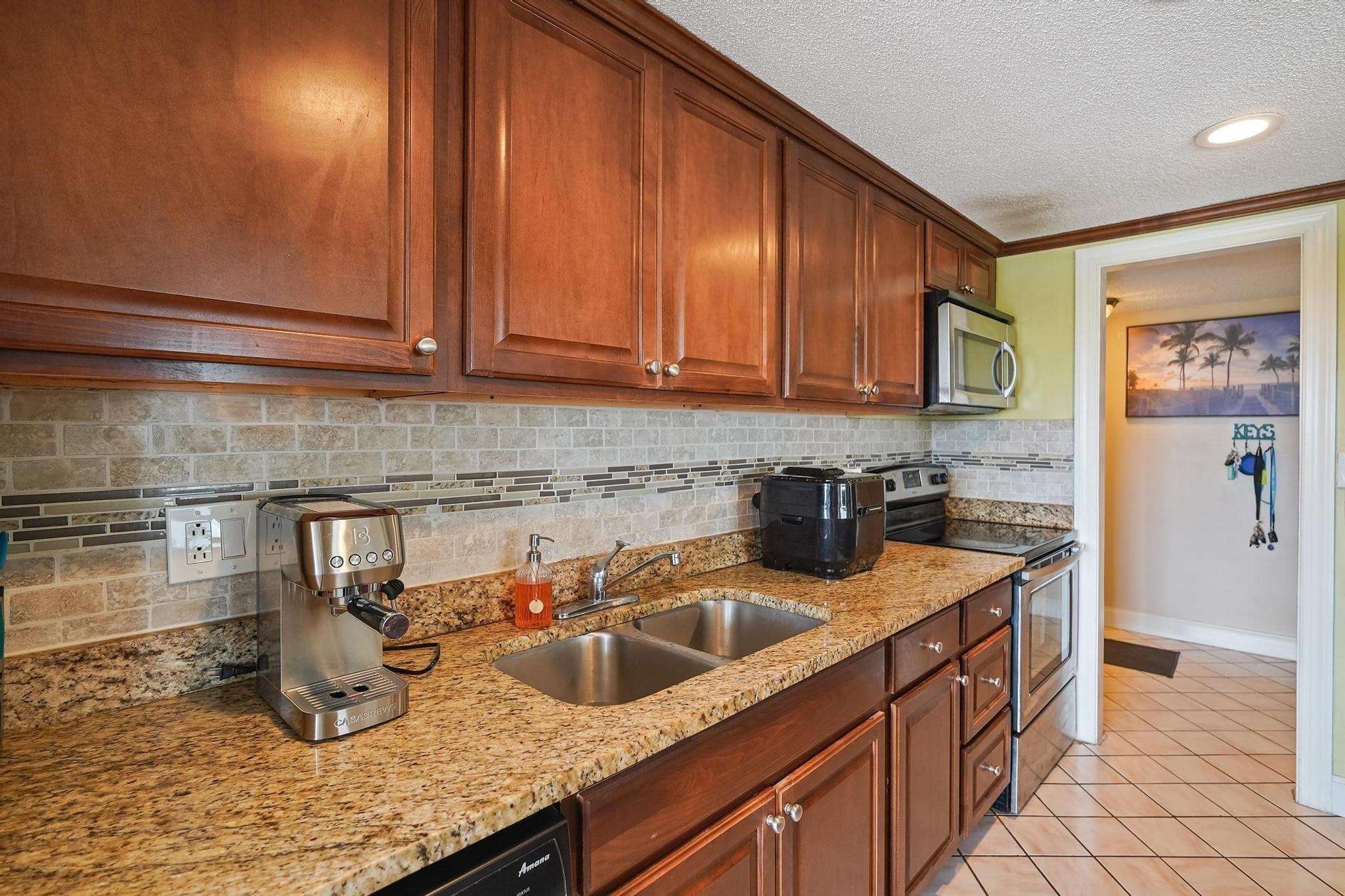 2BR – Condominium at 4174 Inverrary Drive #701