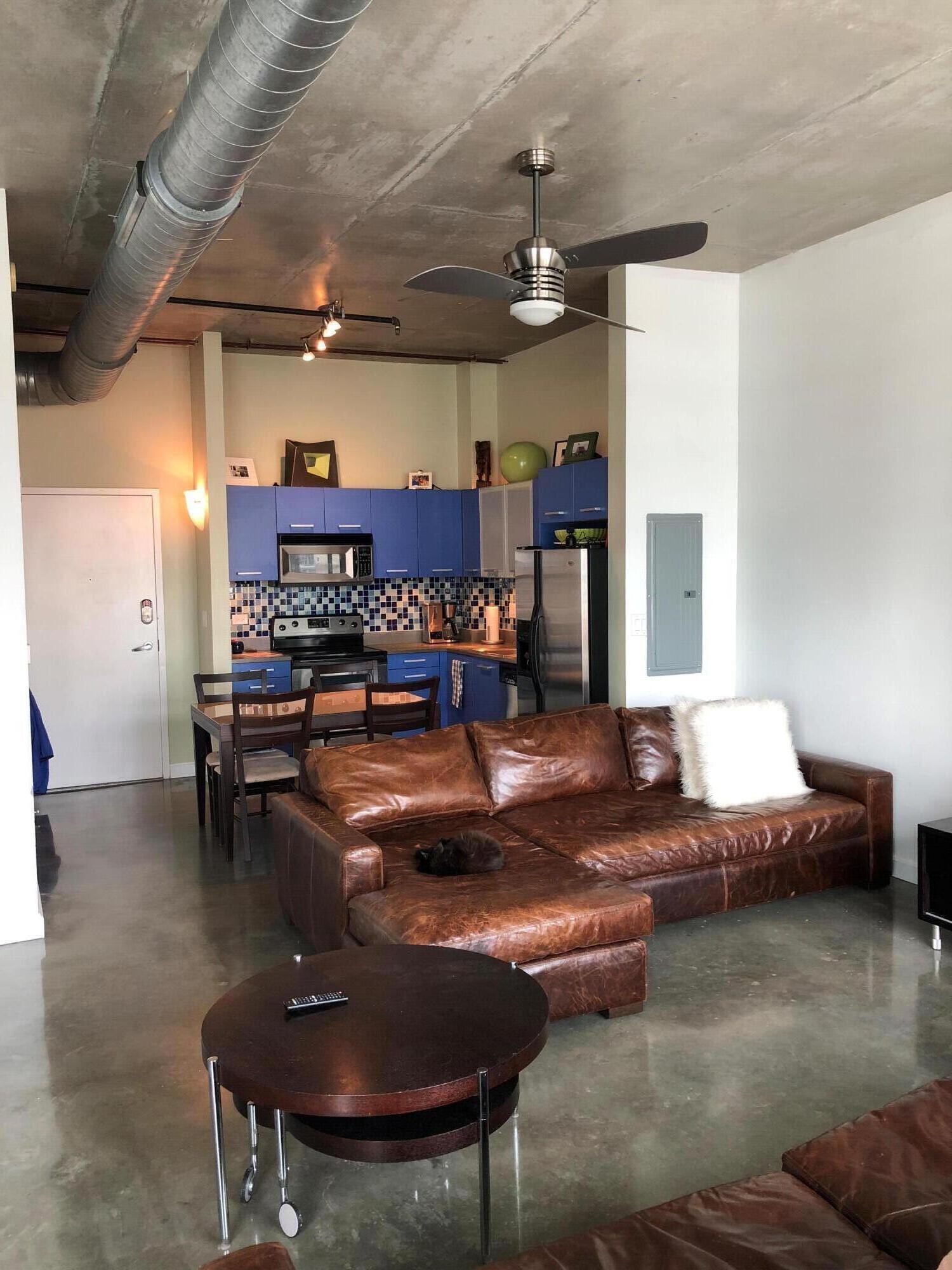 1BR – Condominium at 313 NE 2nd Street NE #901