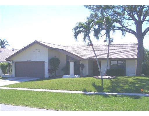 3BR – SingleFamilyResidence at 6050 Amberwoods Drive