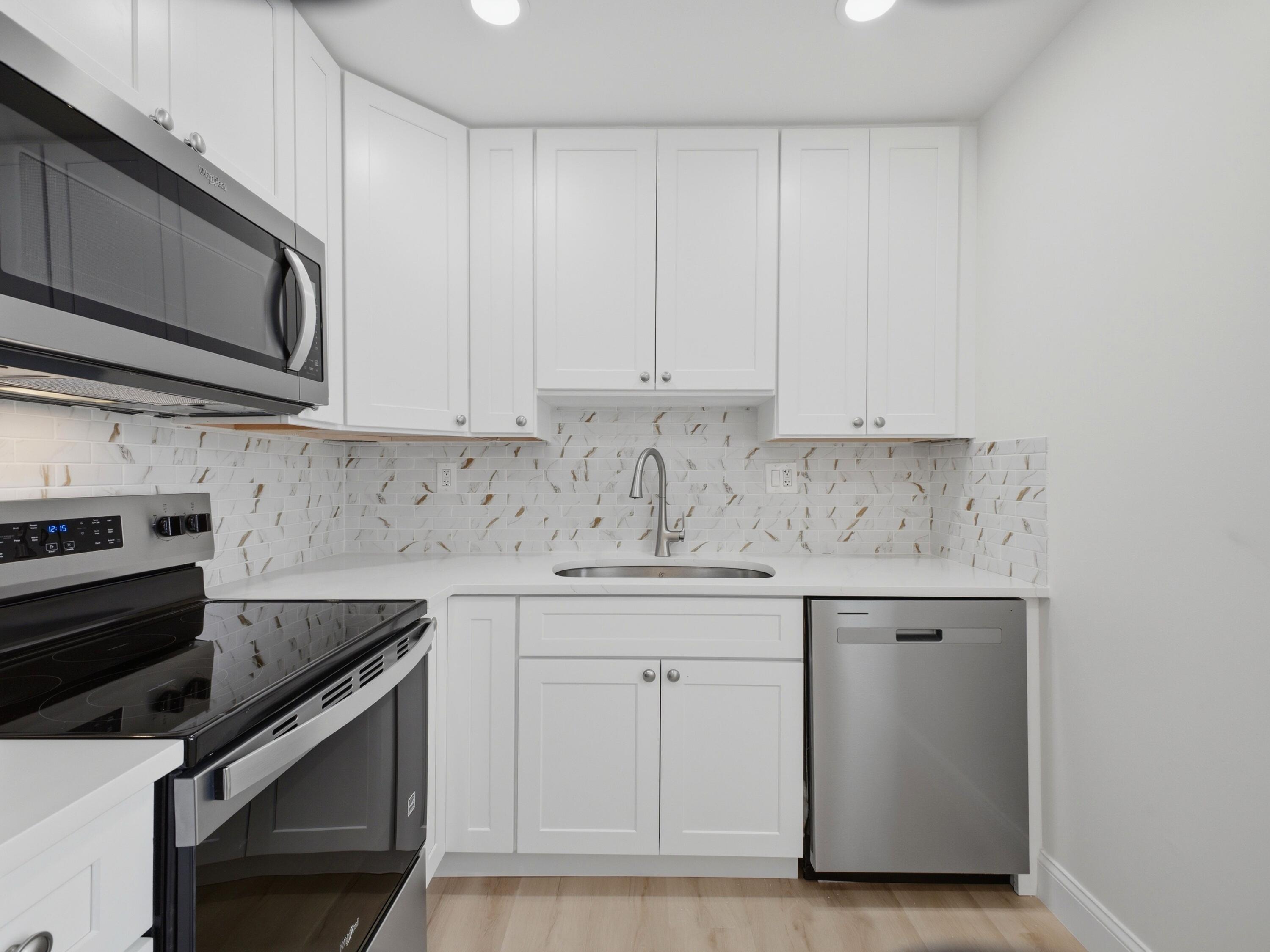 2BR – Condominium at 699 Flanders O