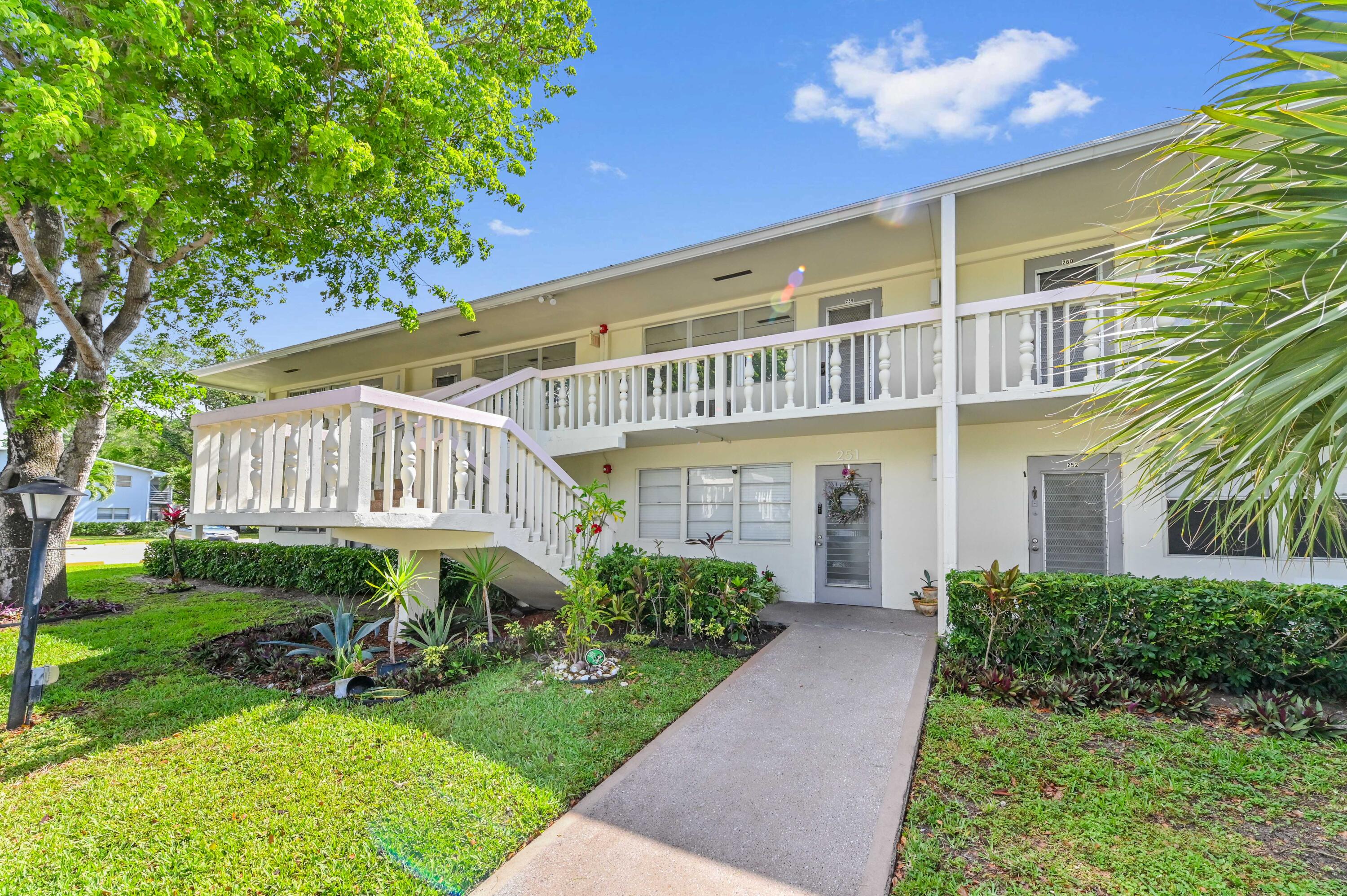 1BR – Condominium at 259 Newport P