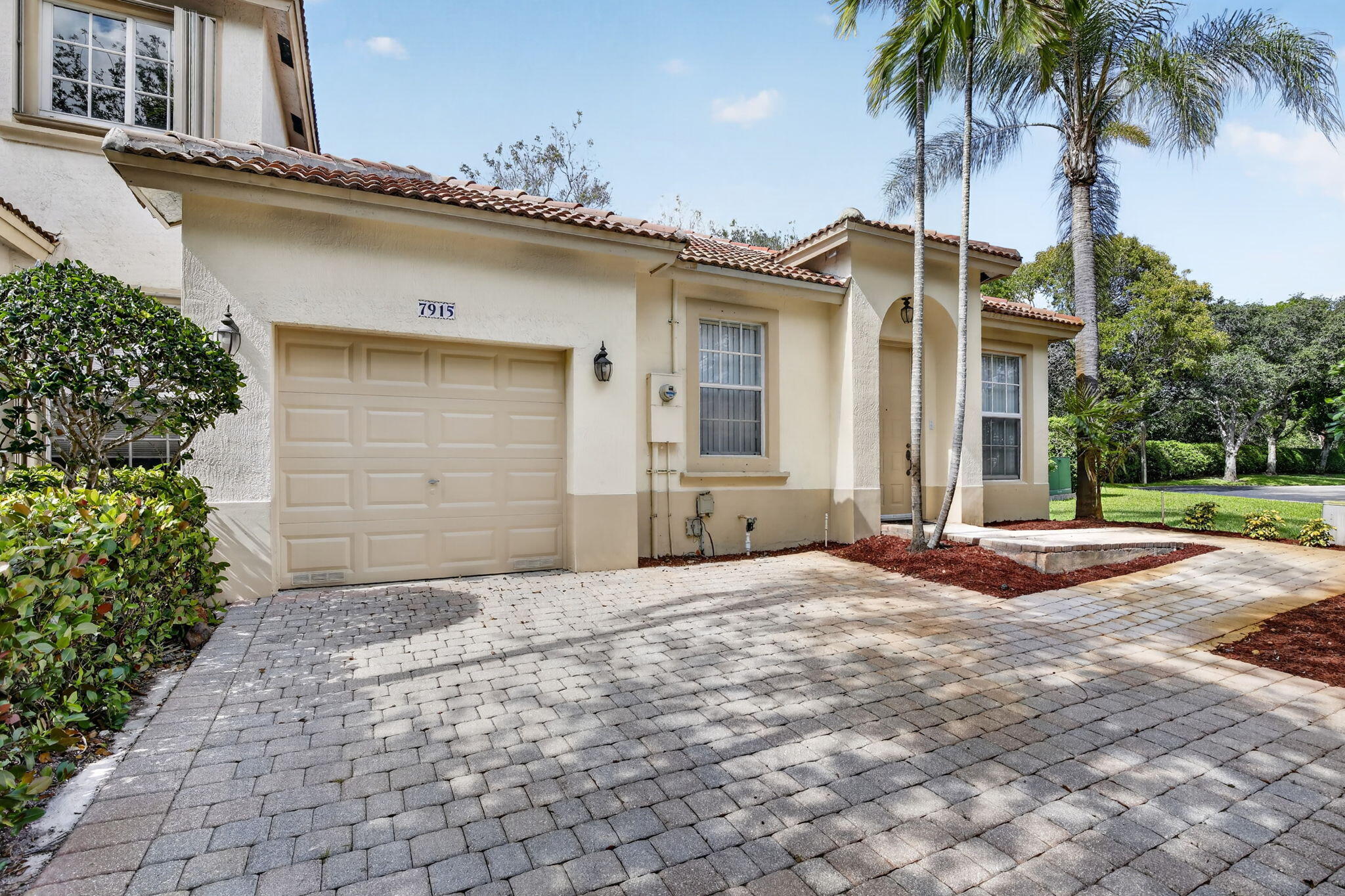 3BR – Townhouse at 7915 NW 20th Street