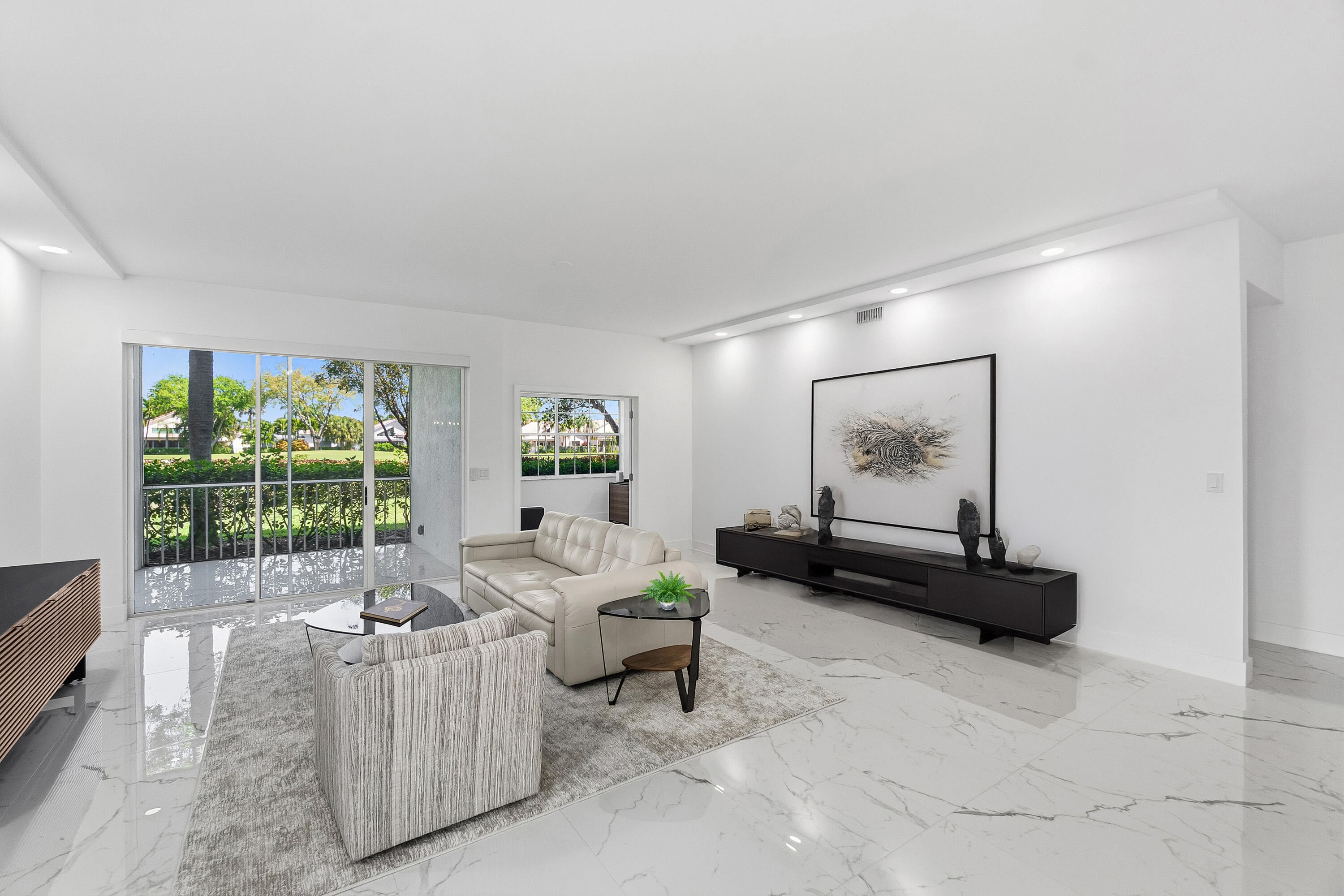 3BR – Condominium at 5082 Lake Catalina Drive #A