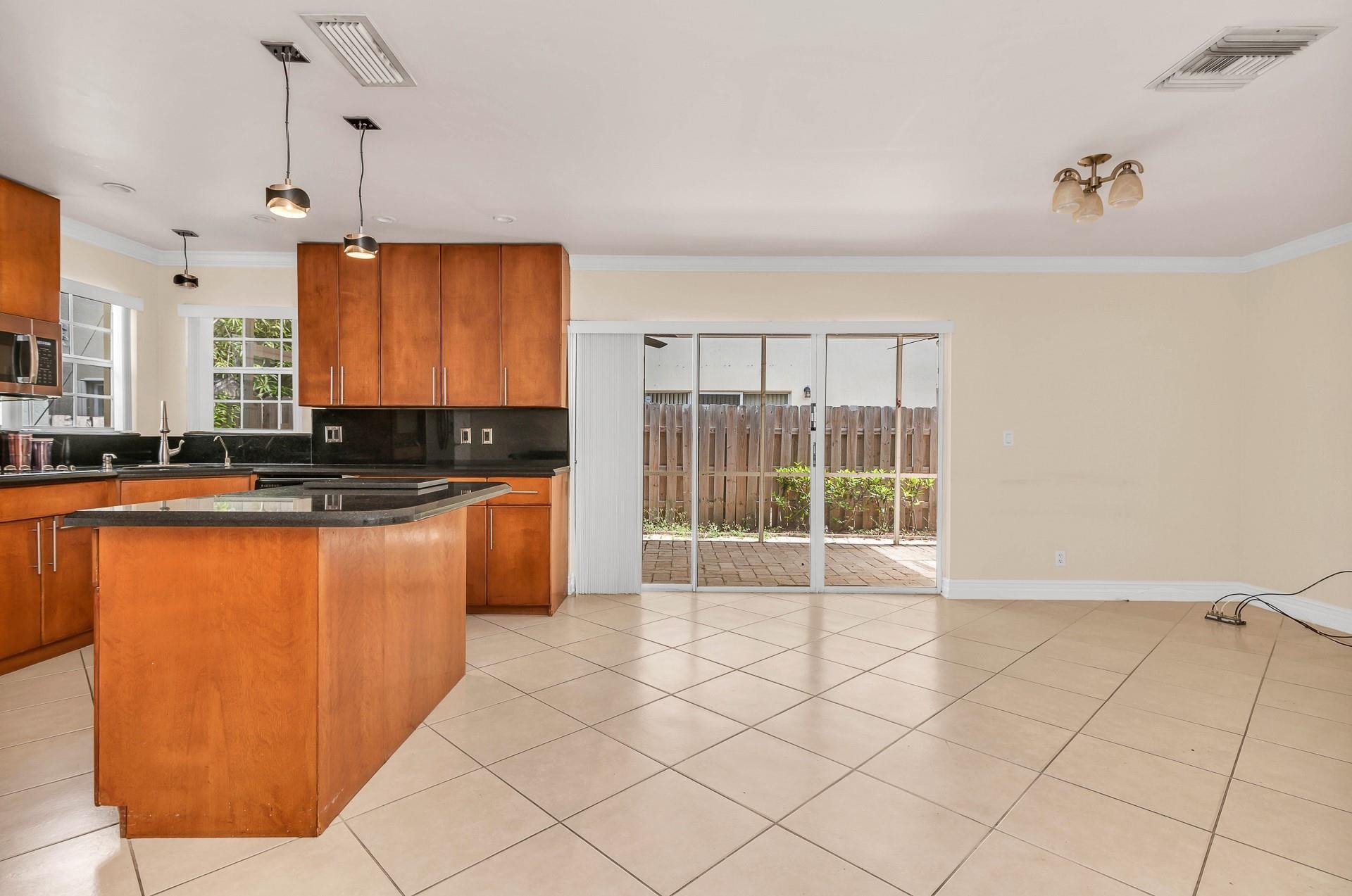 4BR – SingleFamilyResidence at 5486 NW 44th Way