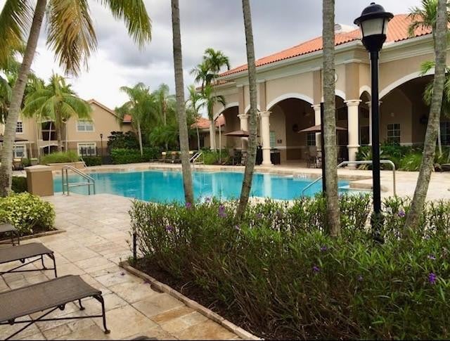 2BR – Condominium at 140 SW 117th Avenue #4108