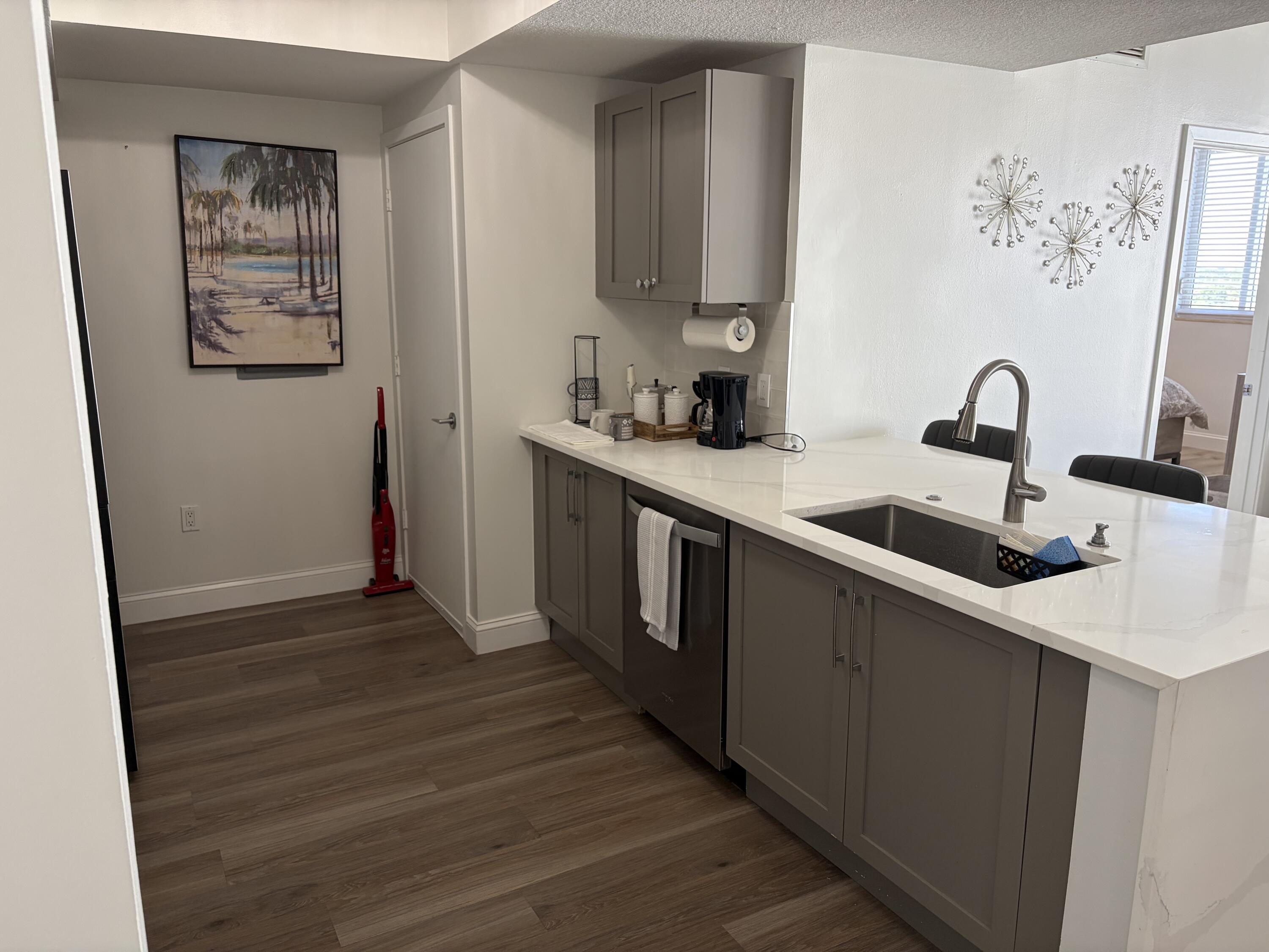 2BR – Condominium at 1551 N Flagler Drive #905