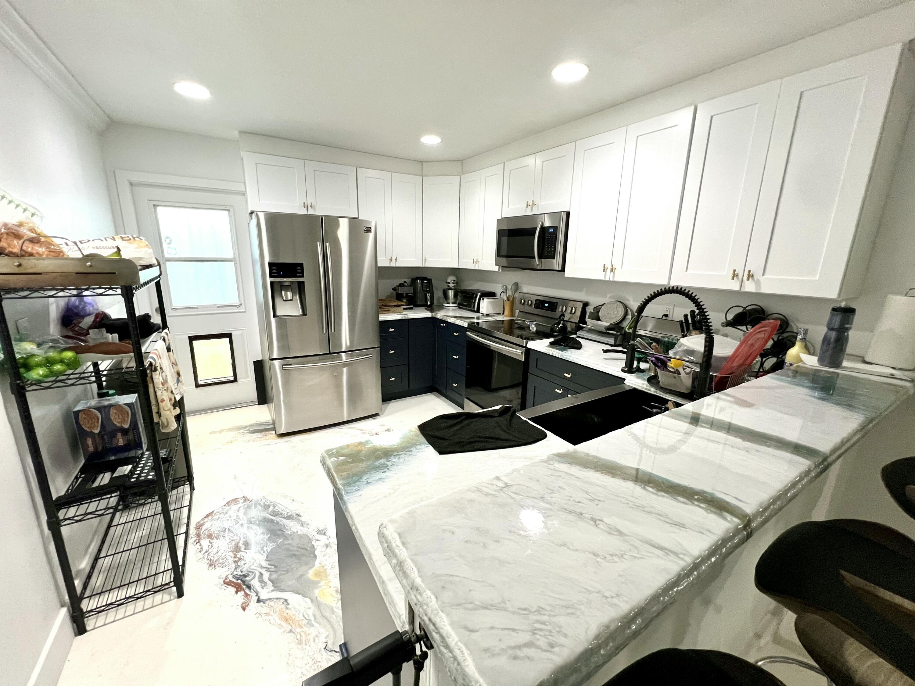 3BR – SingleFamilyResidence at 703 S A Street S