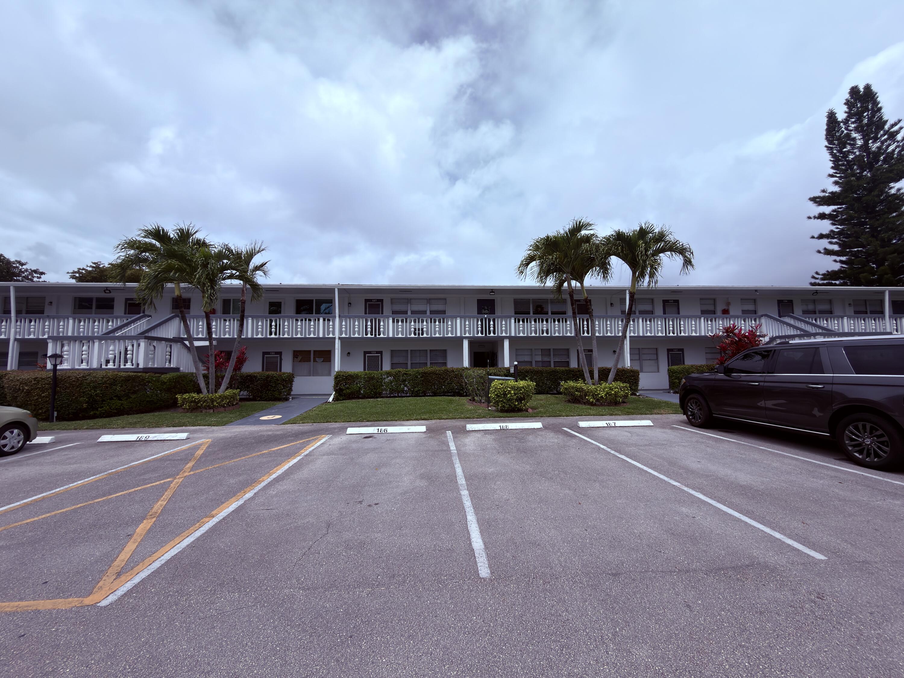 2BR – Condominium at 193 Prescott J #J