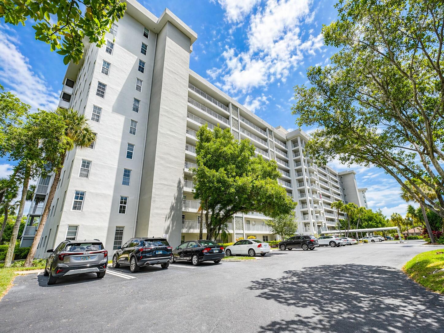 2BR – Condominium at 4015 W Palm Aire Drive #205