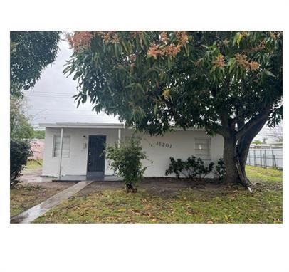 3BR – SingleFamilyResidence at 16201 NW 27th Avenue NW #16201