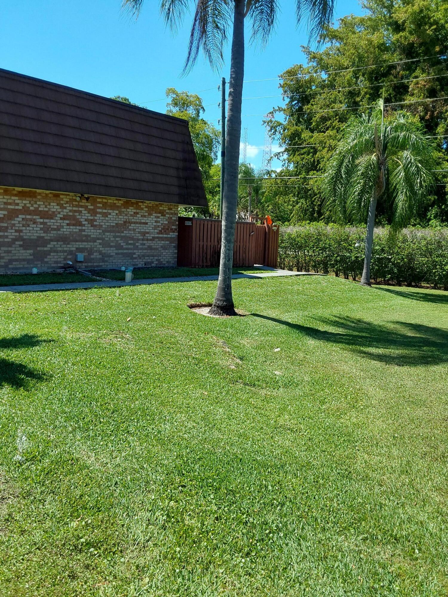 2BR – Townhouse at 3885 Louis Drive #1203