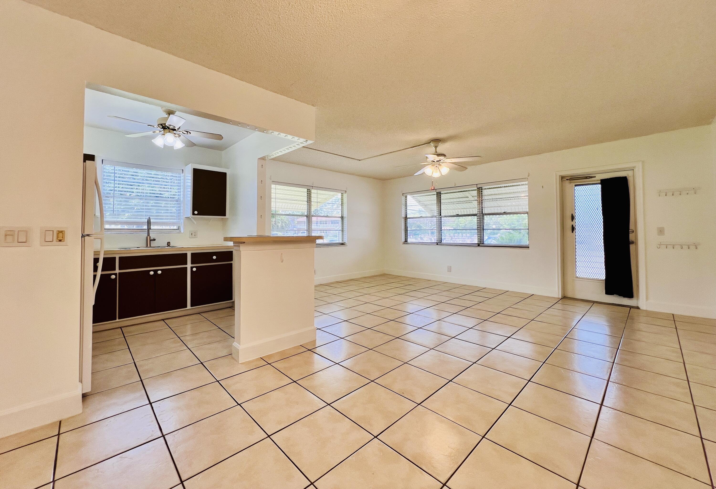 1BR – Condominium at 300 Camden M