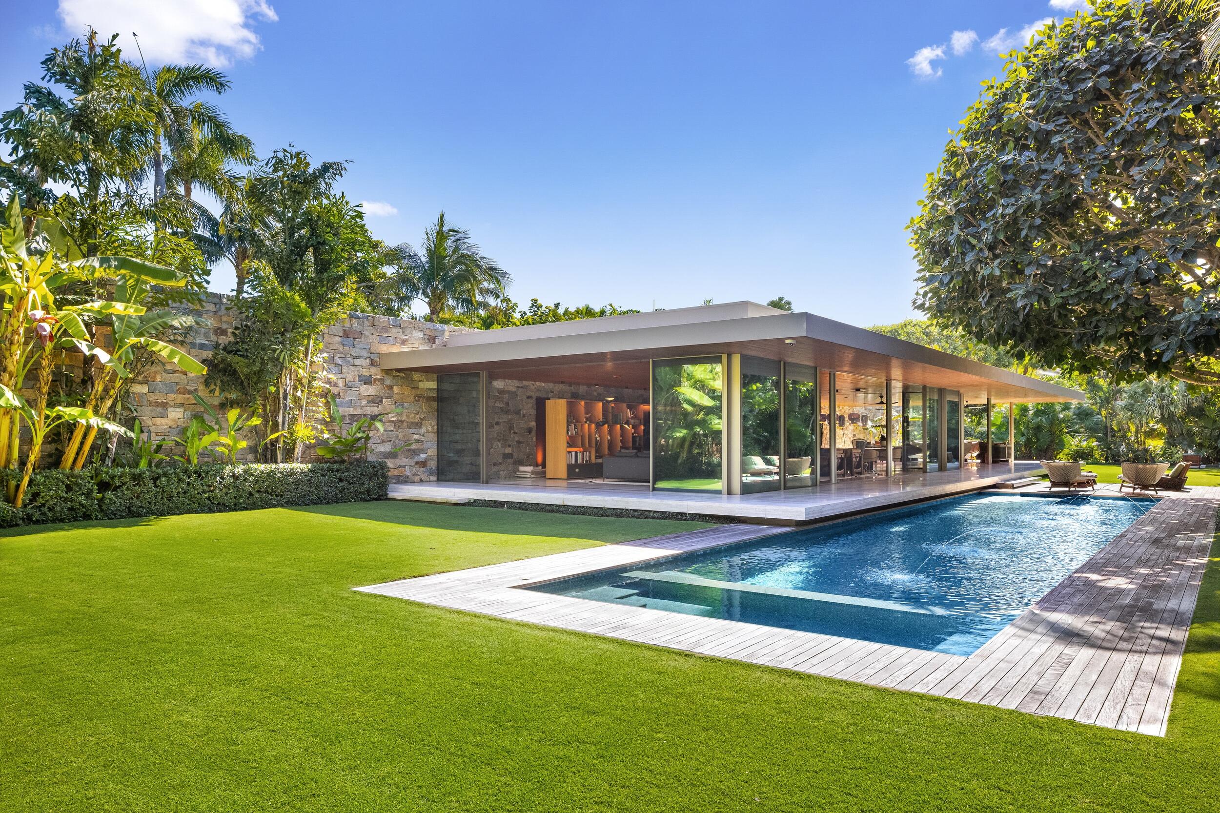 4BR – SingleFamilyResidence at 195 Via Marina