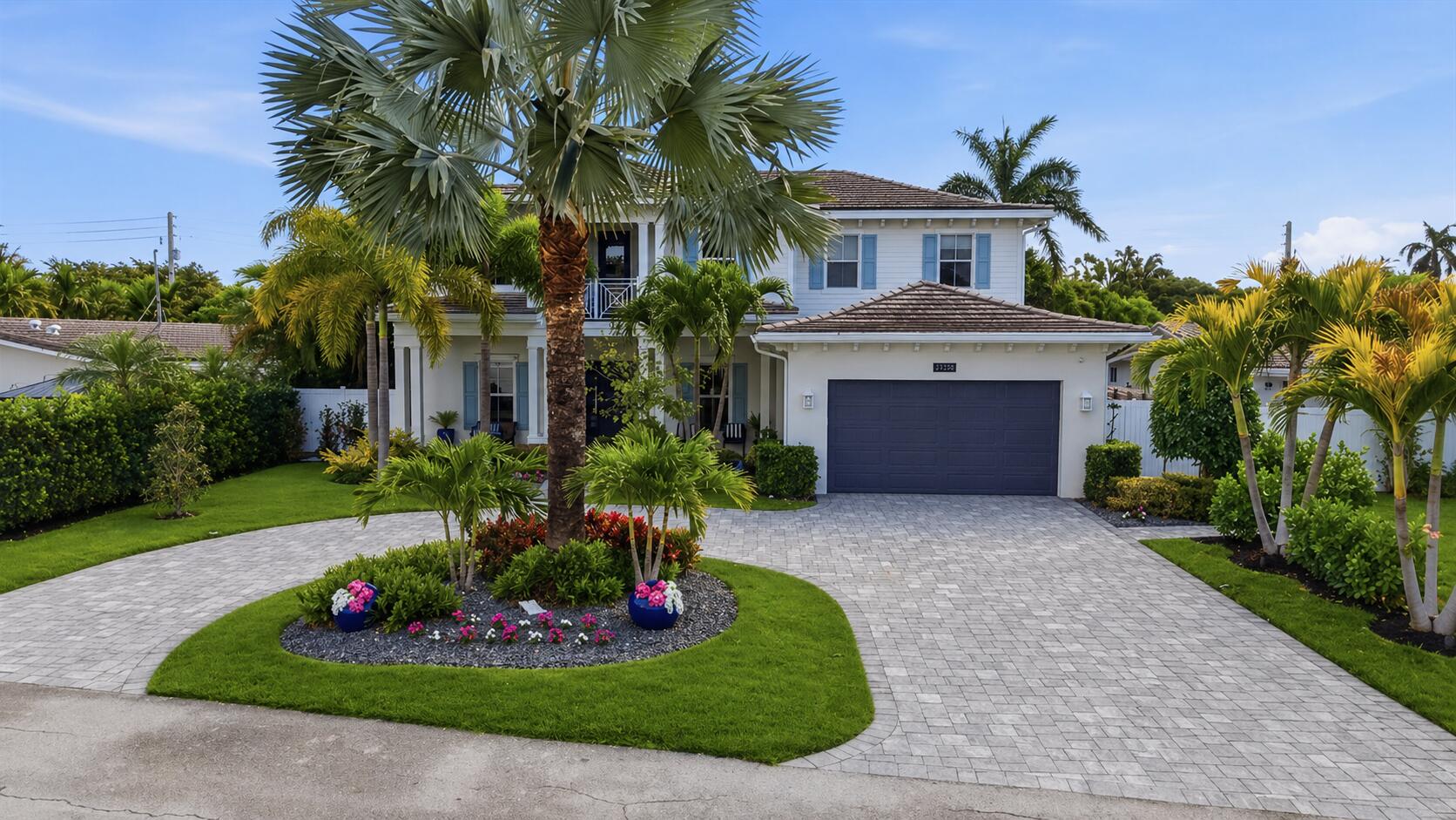 5BR – SingleFamilyResidence at 2840 NE 22nd Avenue