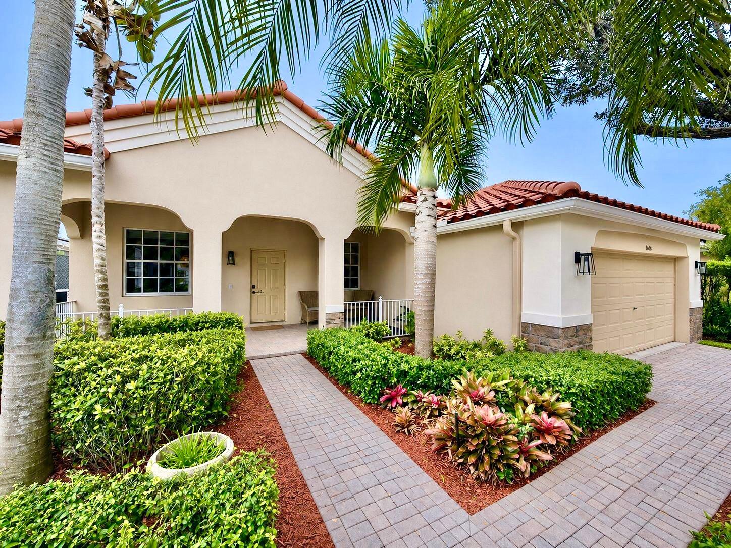4BR – SingleFamilyResidence at 1618 Royal Grove Way