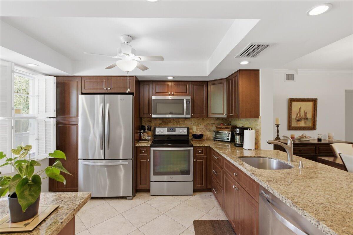 2BR – Condominium at 3004 Portofino Isle #E2