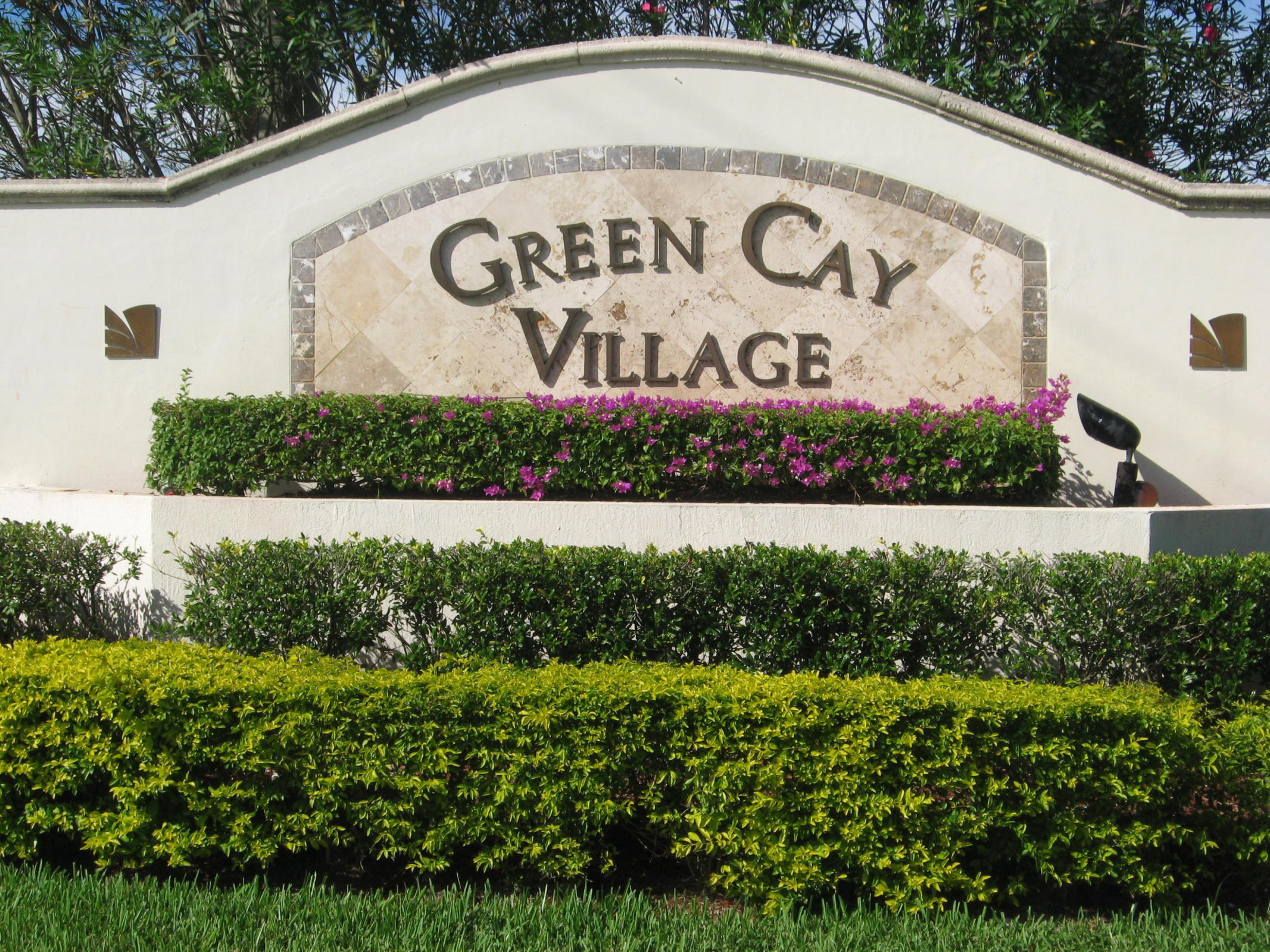 2BR – Condominium at 6760 Heritage #6103