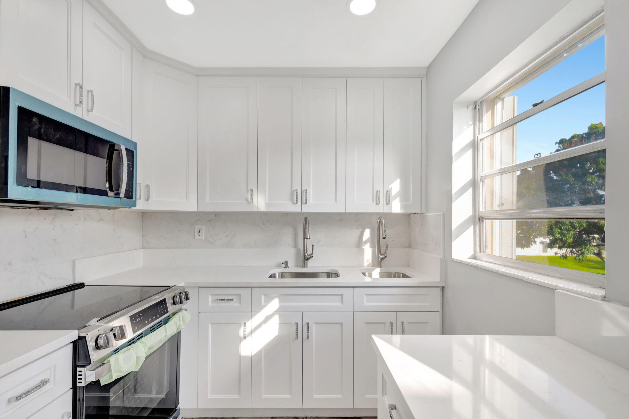 2BR – Condominium at 121 Bedford E