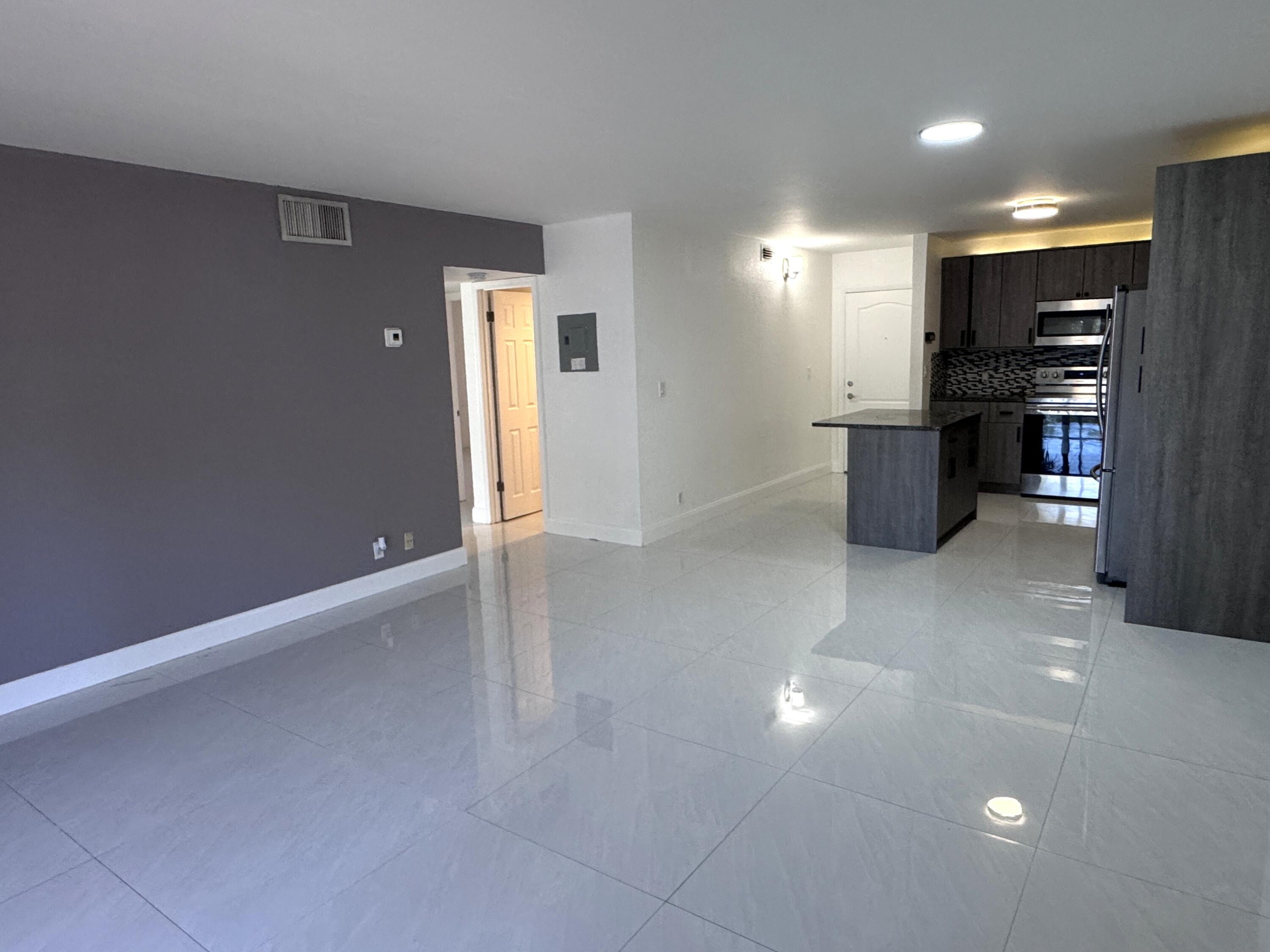 2BR – Condominium at 770 SE 2nd Avenue #F101