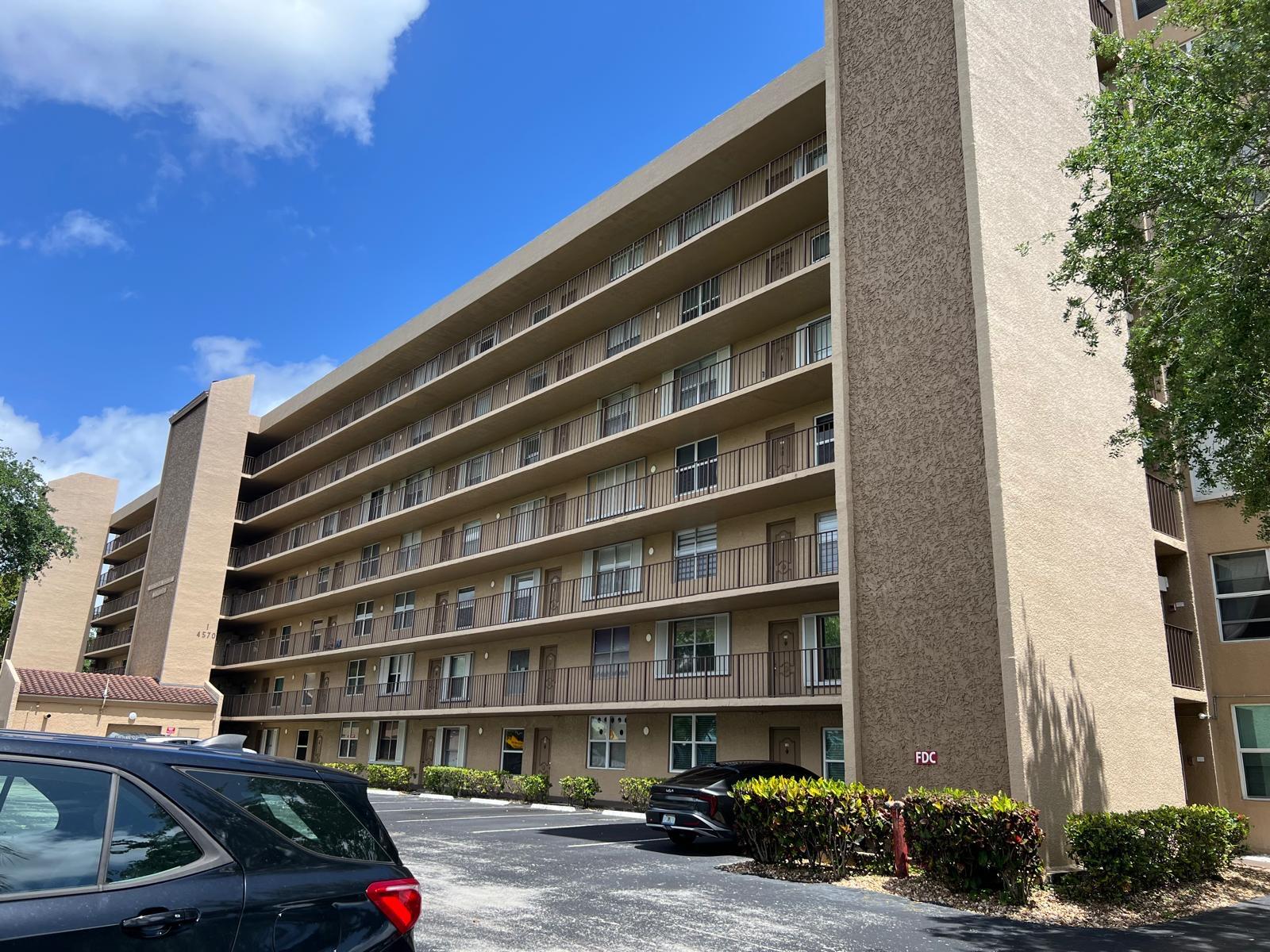 2BR – Condominium at 4570 NW 18th Avenue #606