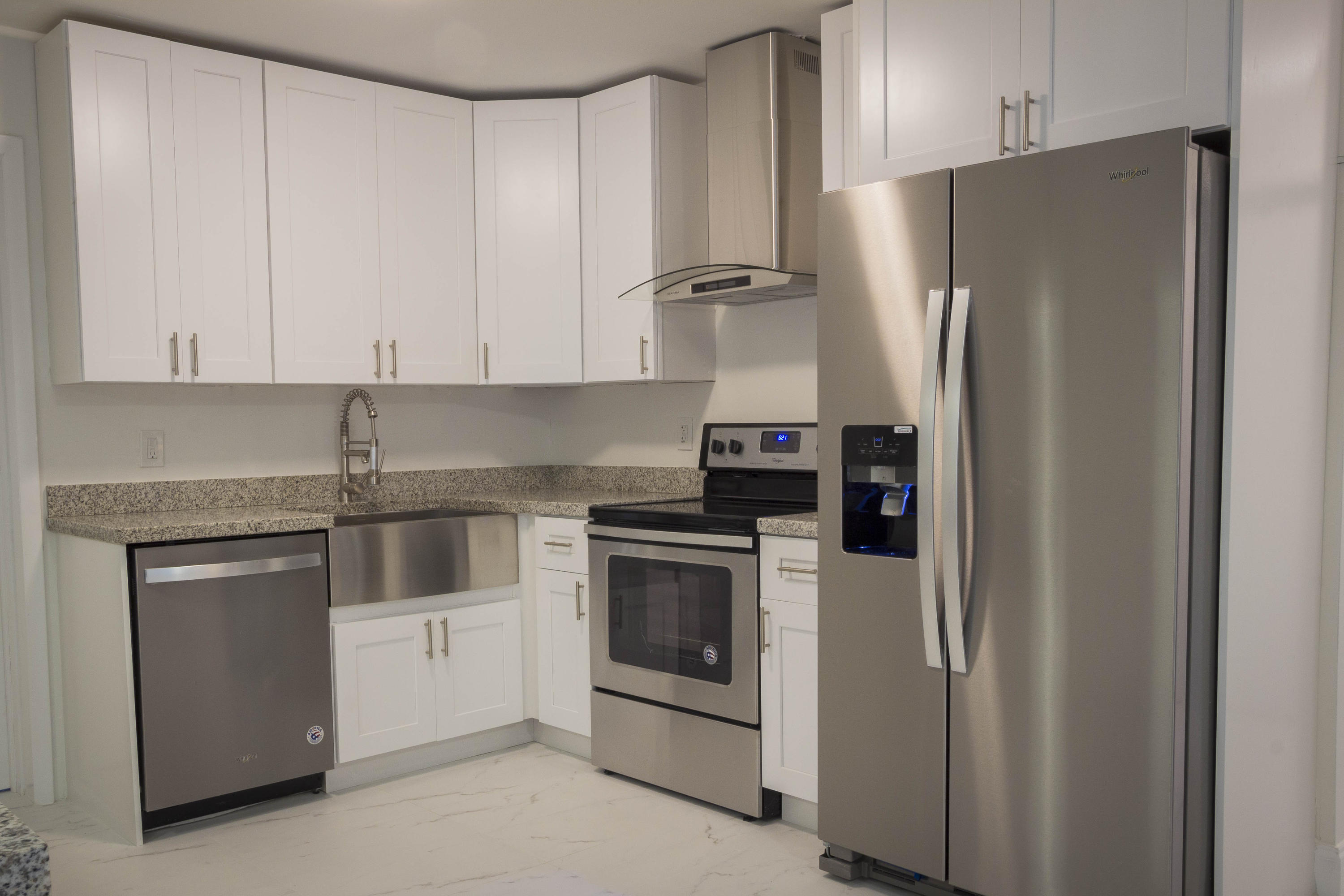 3BR – SingleFamilyResidence at 2325 NE 4th Avenue
