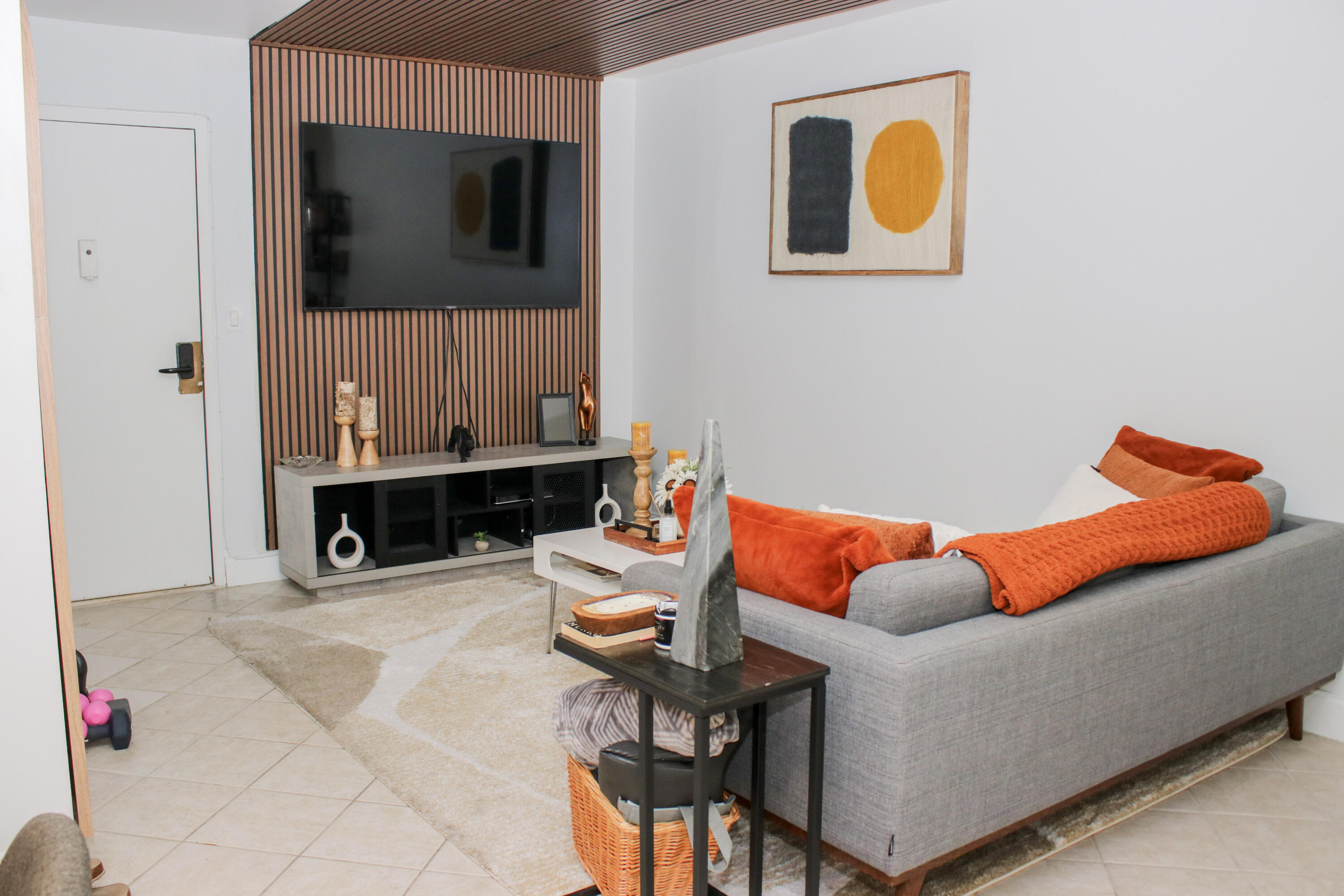 1BR – Condominium at 17011 N Bay Road #104