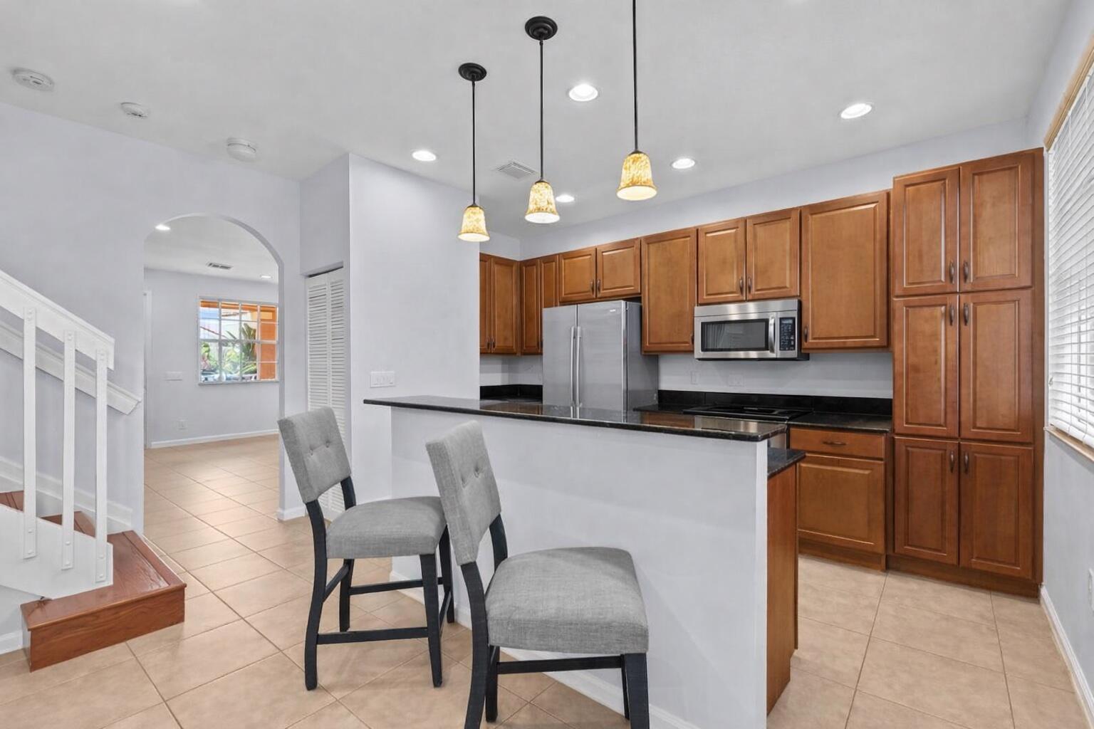 3BR – Townhouse at 7221 Briella Drive