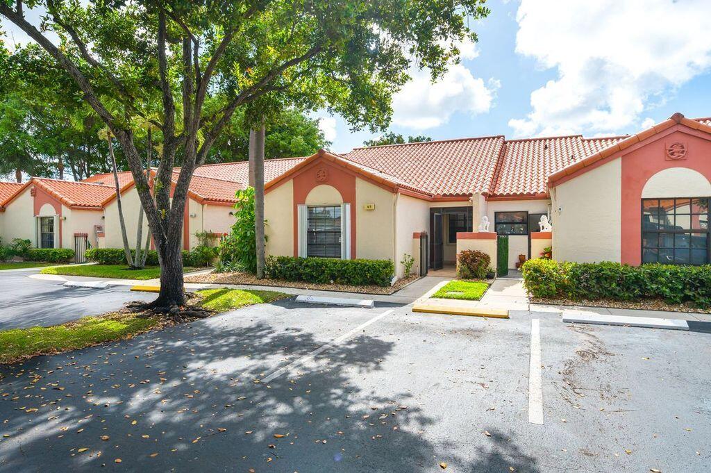 3BR – RNT at 65 Centennial Court