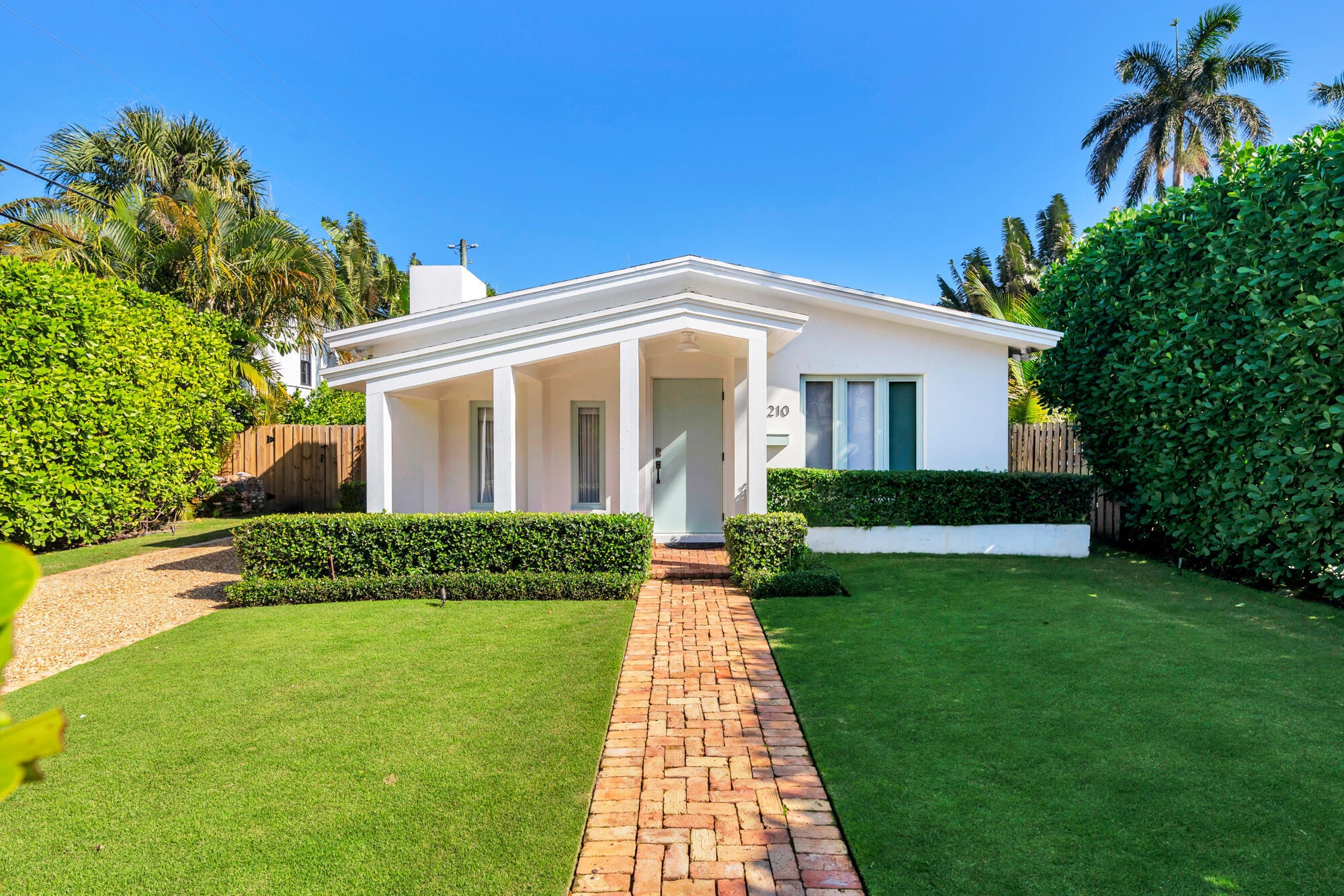 3BR – SingleFamilyResidence at 3210 Vincent Road