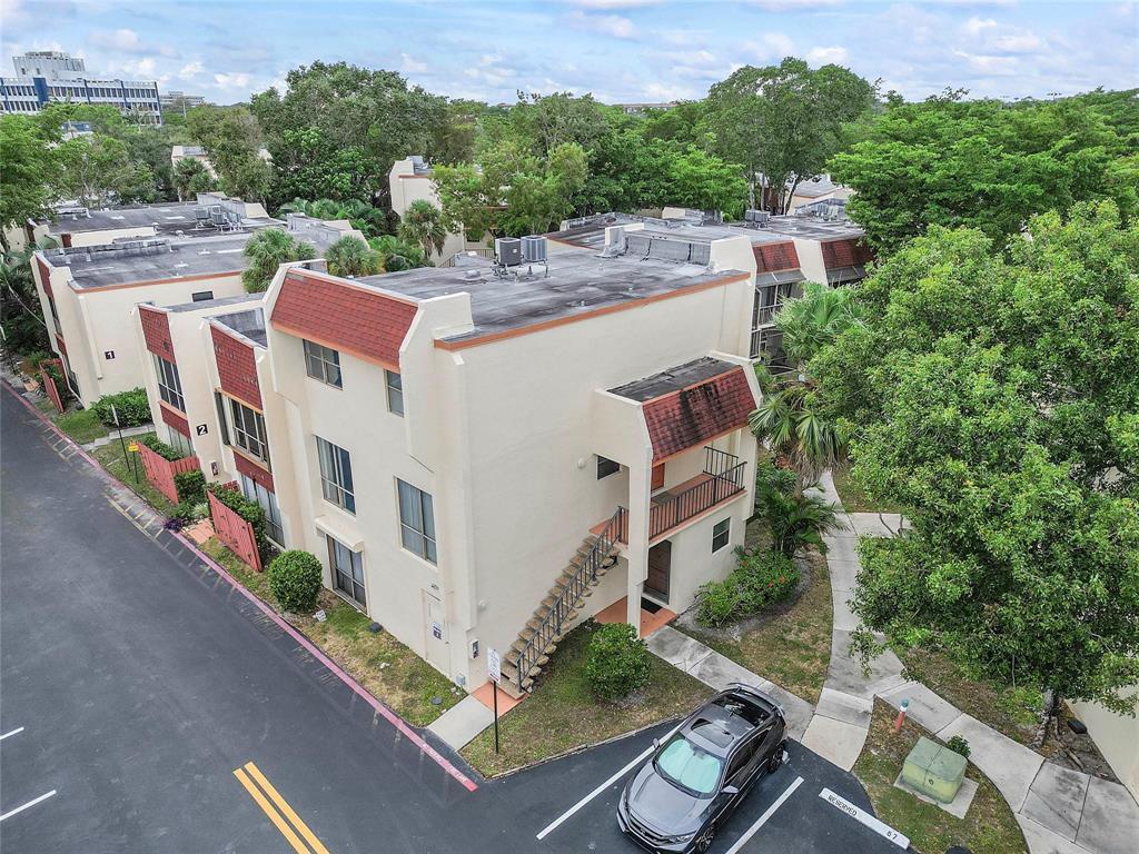 1BR – Condominium at 301 N Pine Island Road #107