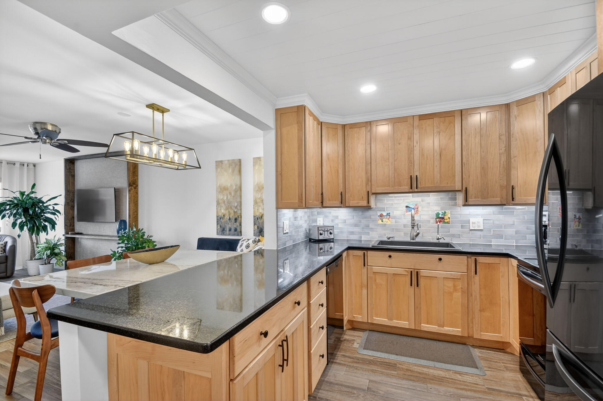 2BR – Condominium at 1502 S Lakeside Drive #214