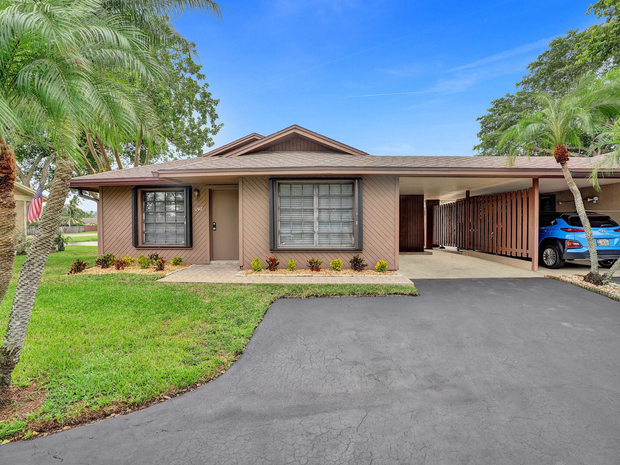 3BR – SingleFamilyResidence at 3747 E Valley Green Drive #76