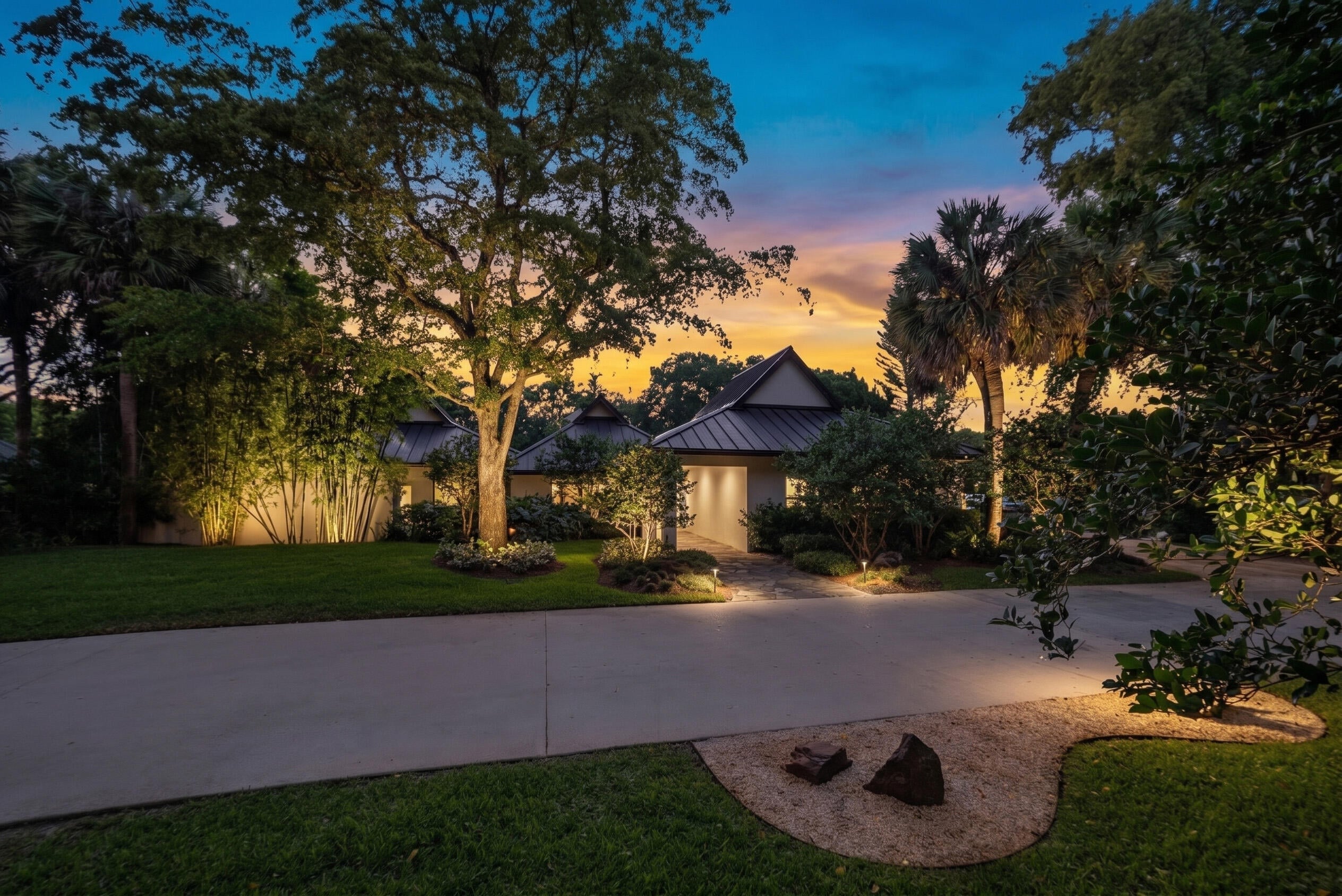 4BR – SingleFamilyResidence at 18660 Long Lake Drive