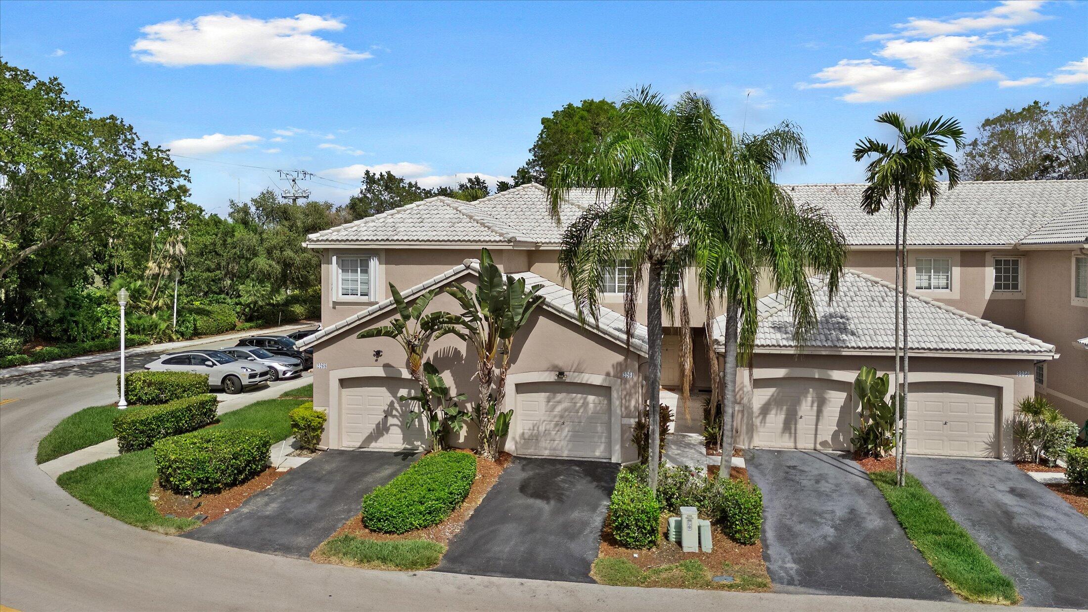 3BR – Townhouse at 2264 Salerno Circle