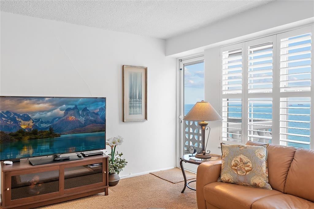 1BR – Condominium at 4010 Galt Ocean Drive #1609