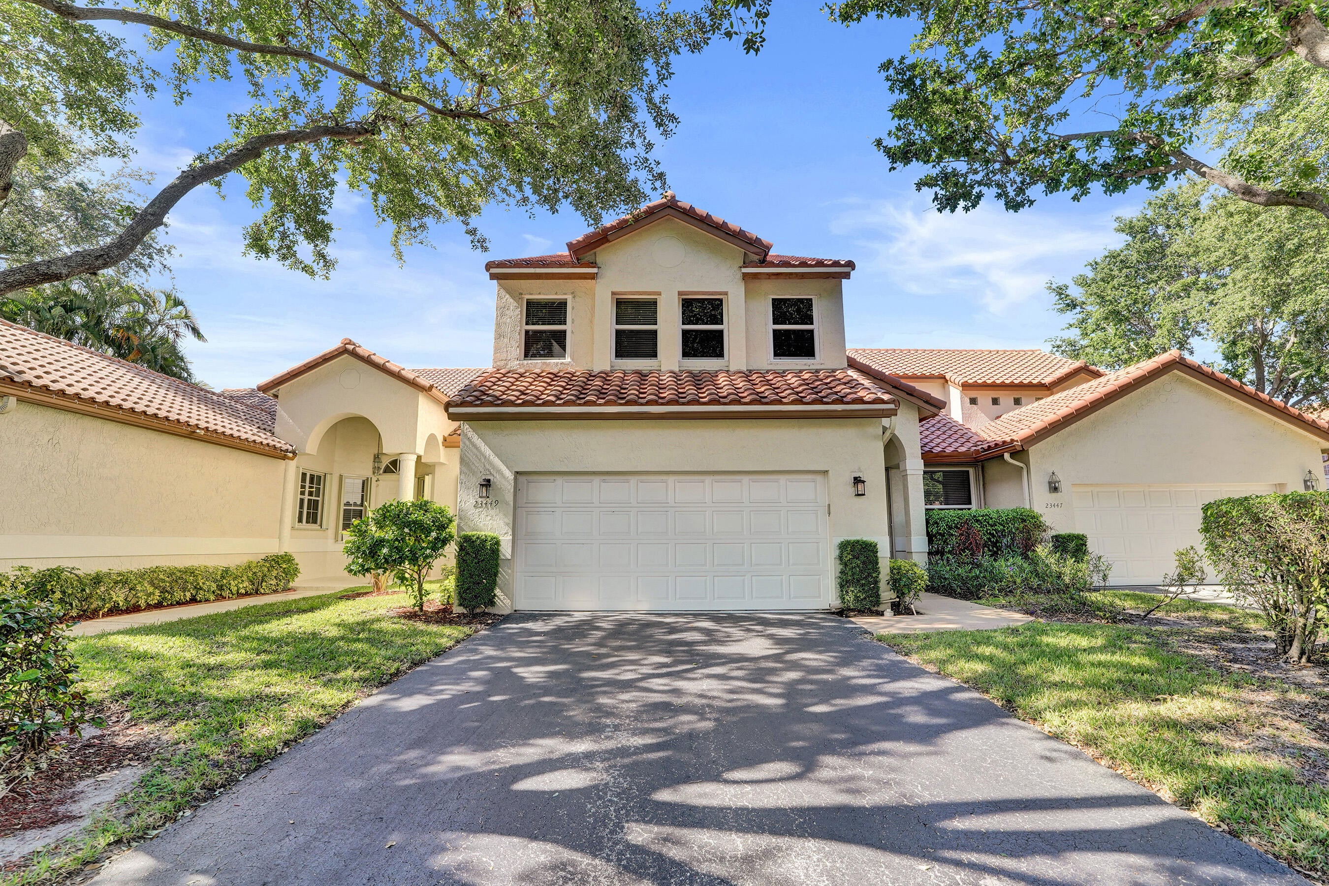 3BR – Townhouse at 23449 Water Circle