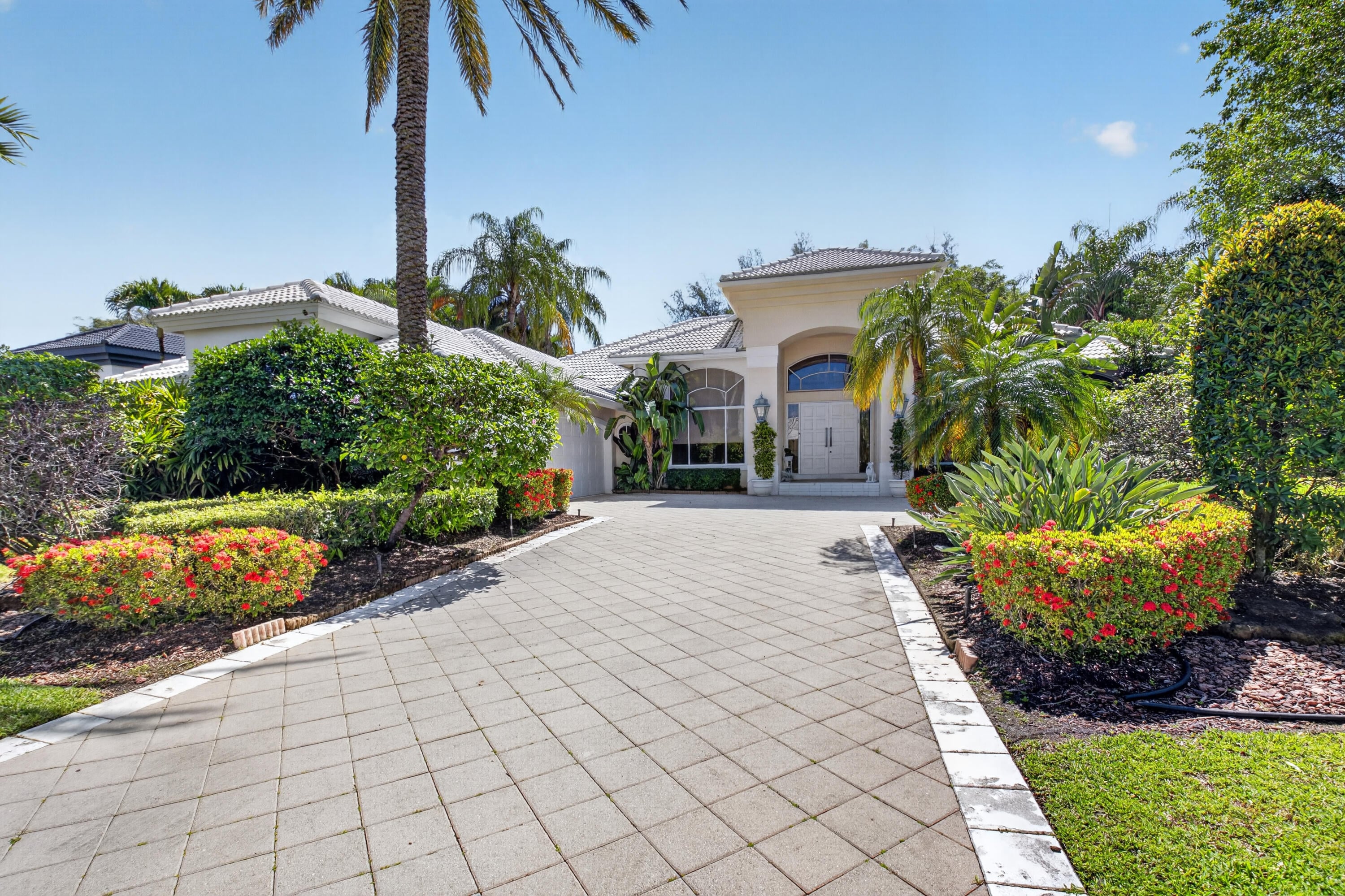 4BR – SingleFamilyResidence at 21650 Frontenac Court
