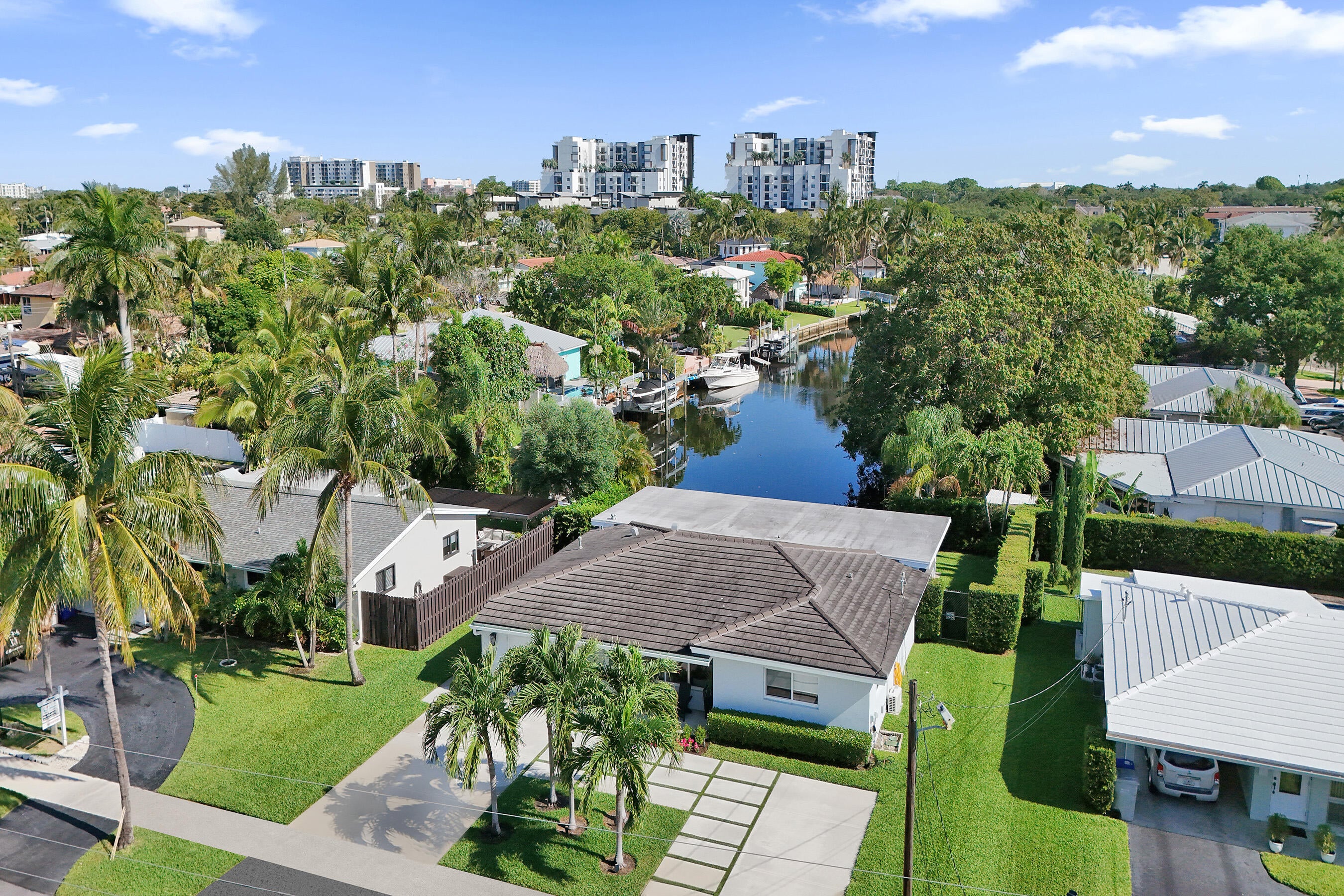 2BR – SingleFamilyResidence at 381 SE 3rd Street