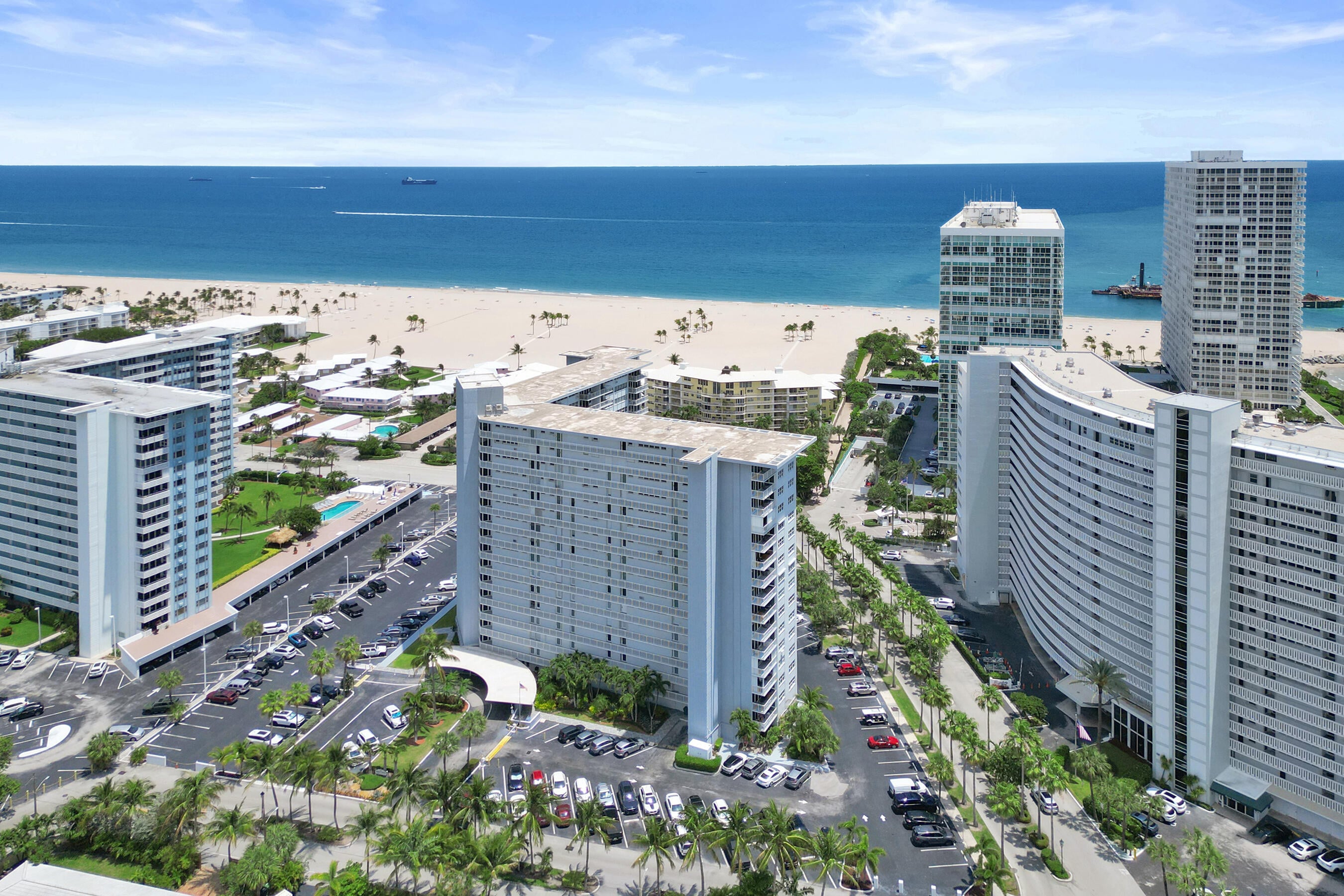 1BR – StockCooperative at 1920 S Ocean Drive #1504