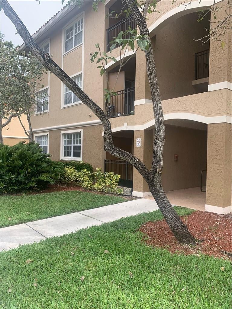 1BR – Condominium at 131 SW 117th Avenue #8304