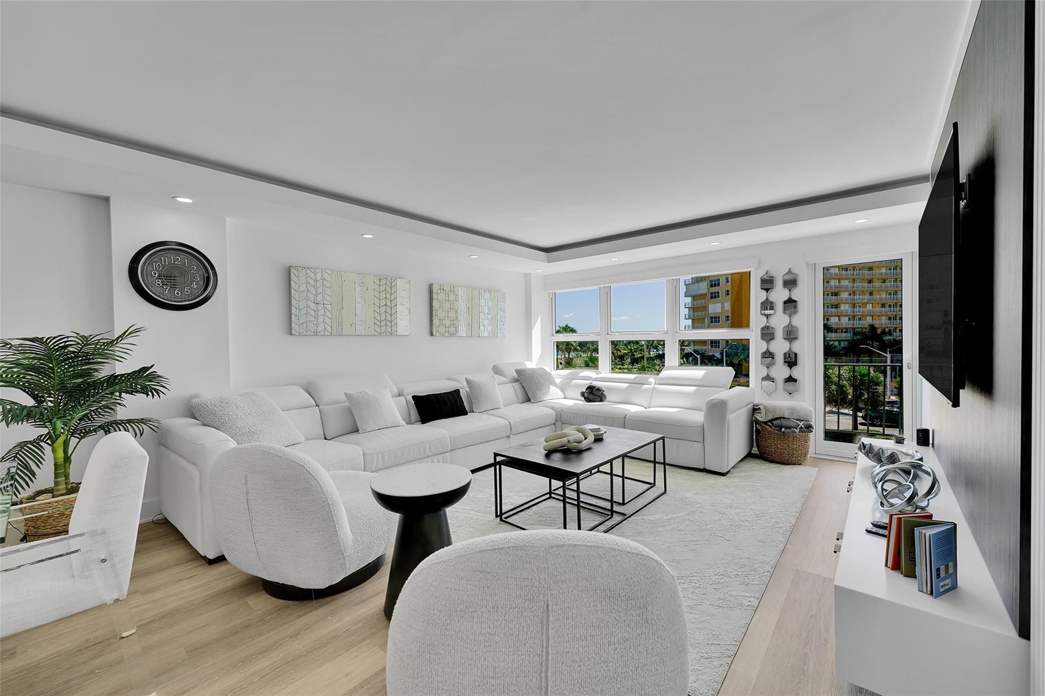 2BR – Condominium at 405 N Ocean Boulevard #306