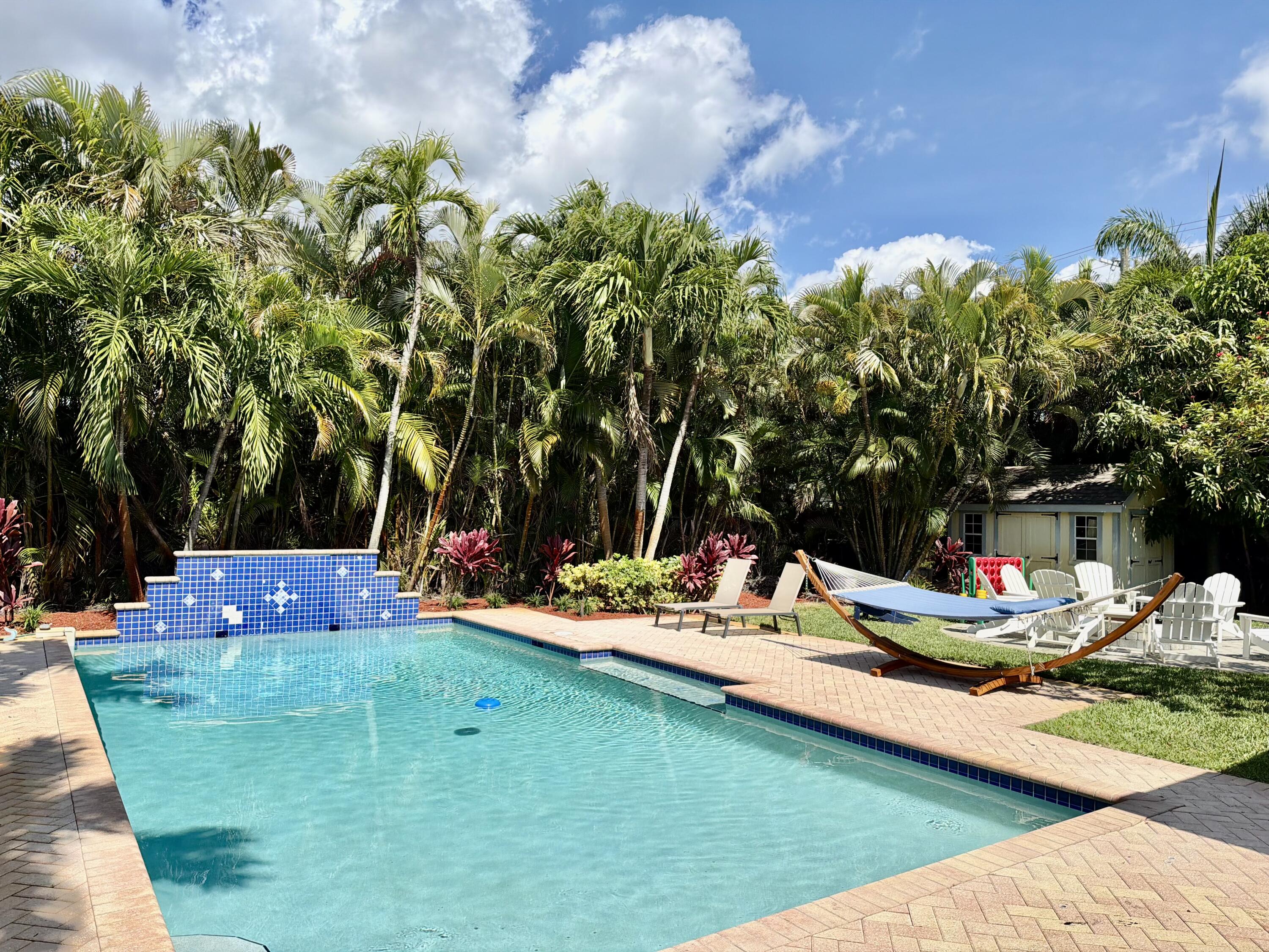 5BR – SingleFamilyResidence at 302 NW 11th Street