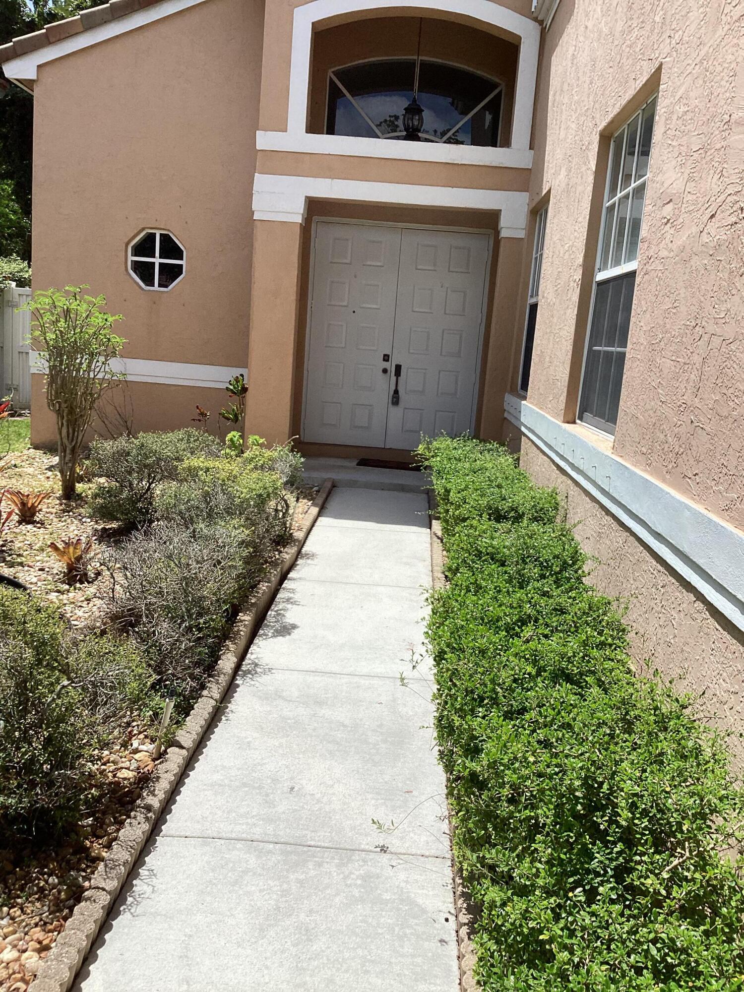4BR – SingleFamilyResidence at 19440 SW 2nd Street