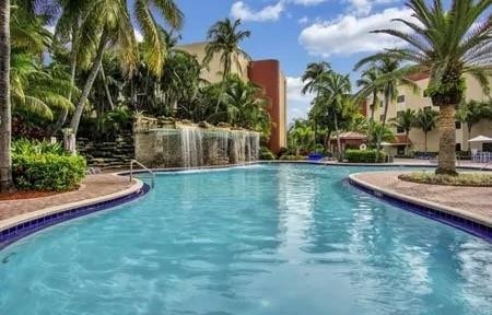 1BR – Apartment at 9517 Fontainebleau Boulevard #521-307