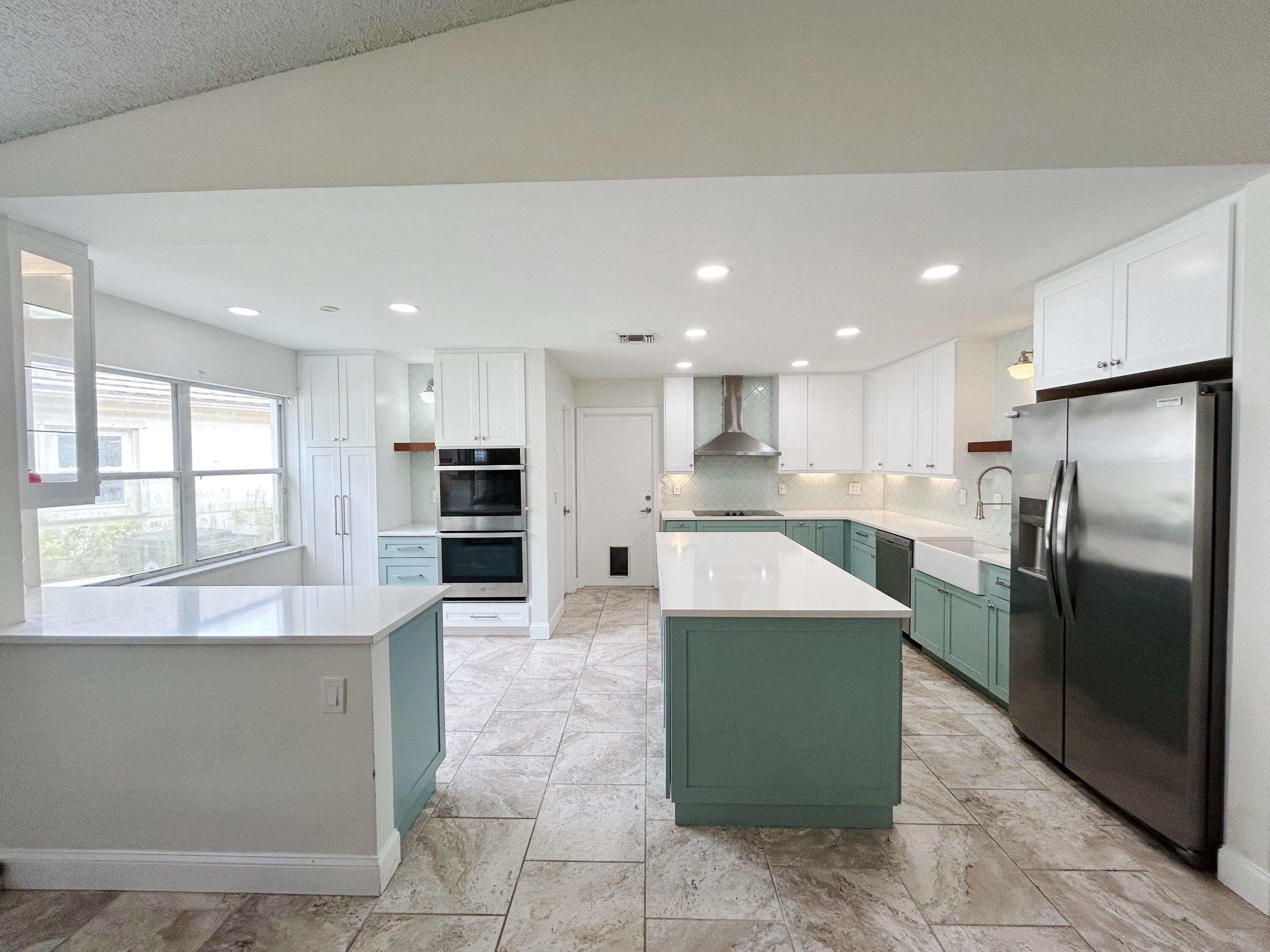 3BR – SingleFamilyResidence at 6376 Breckenridge Circle