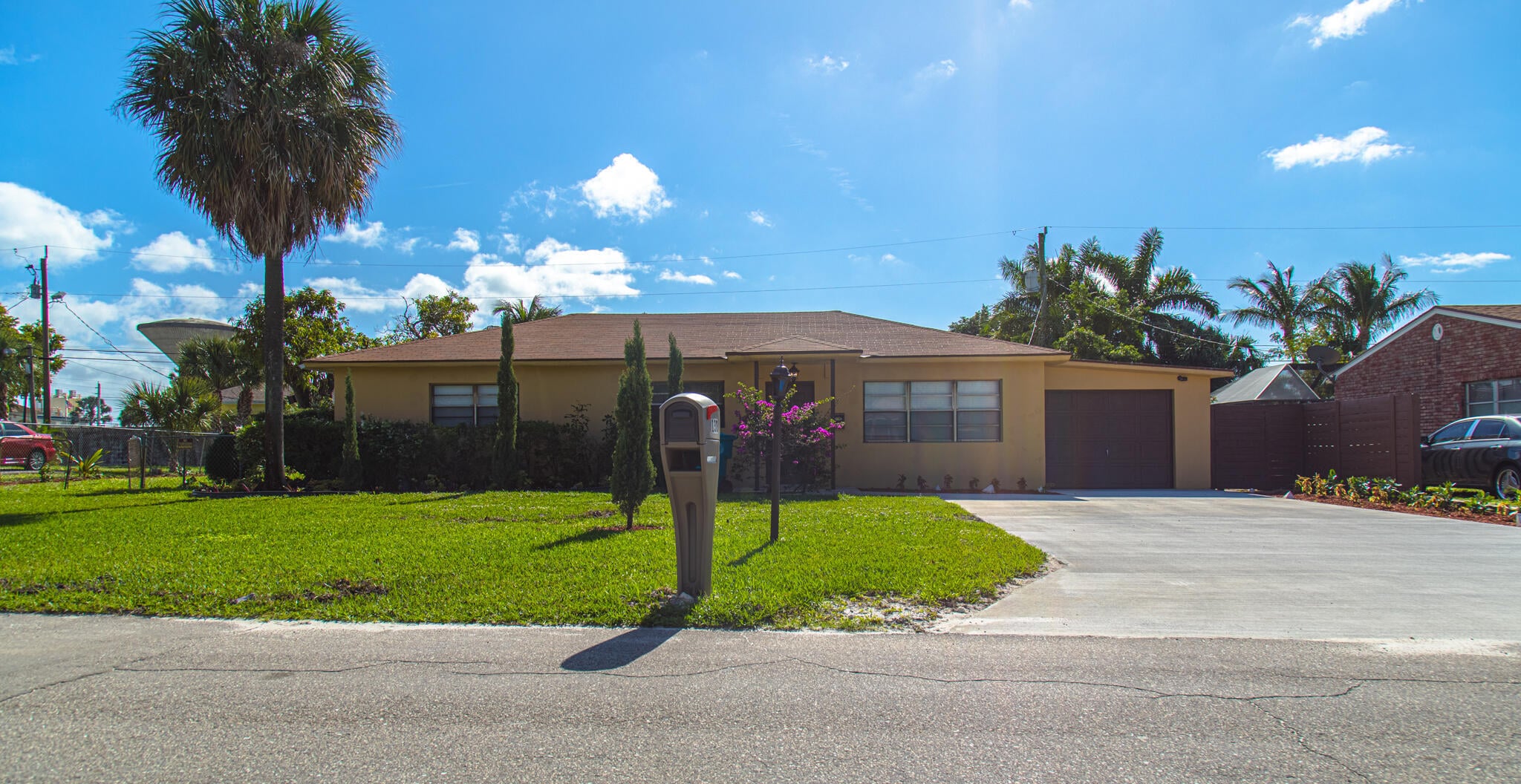 4BR – SingleFamilyResidence at 130 SW 14th Avenue