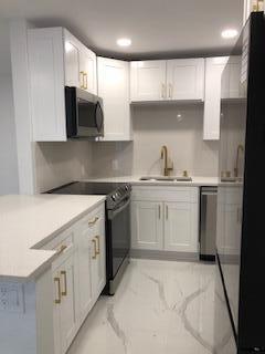 2BR – Condominium at 392 Mansfield I