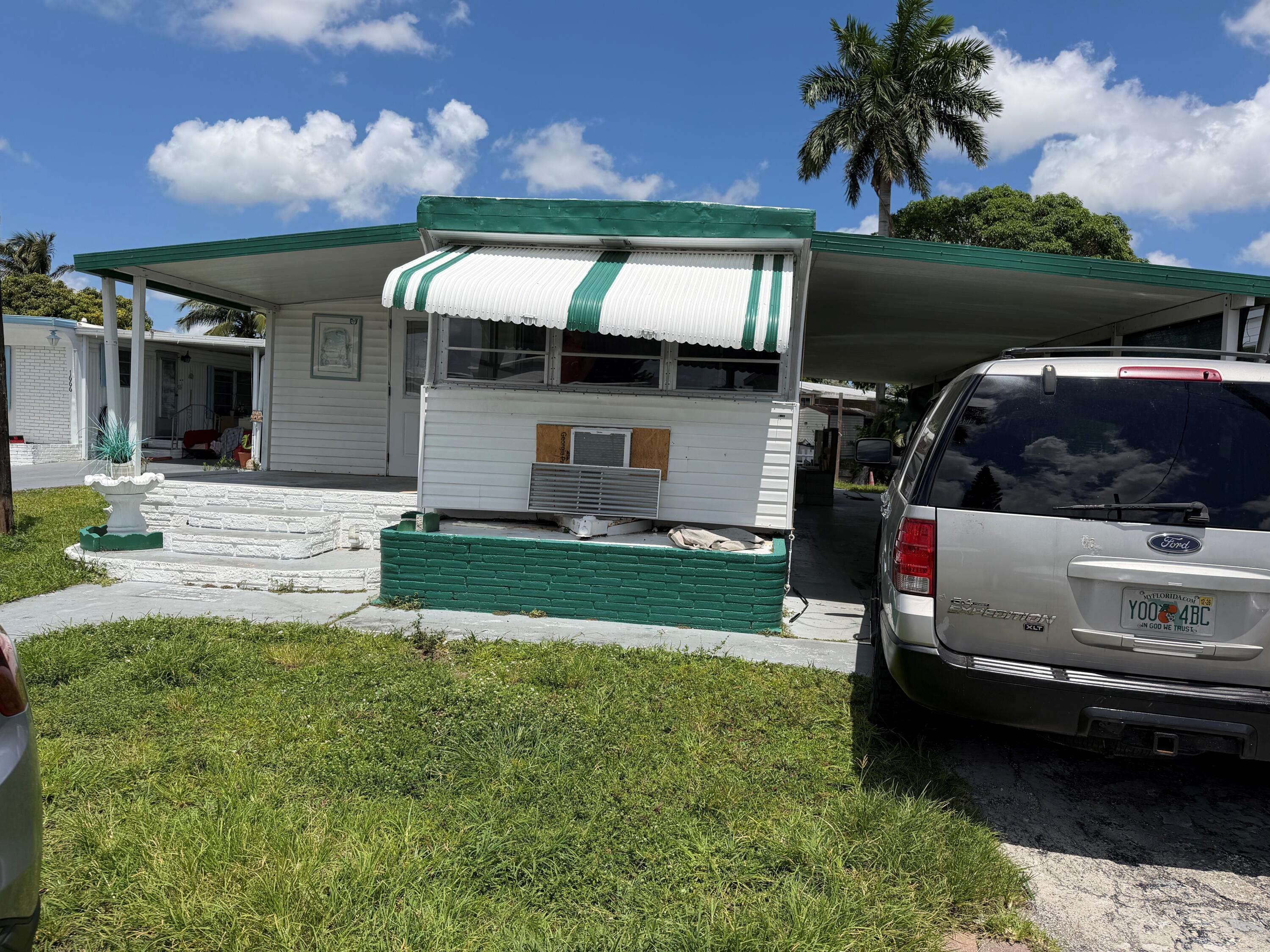 2BR – ManufacturedHome at 1670 SW 85th Avenue