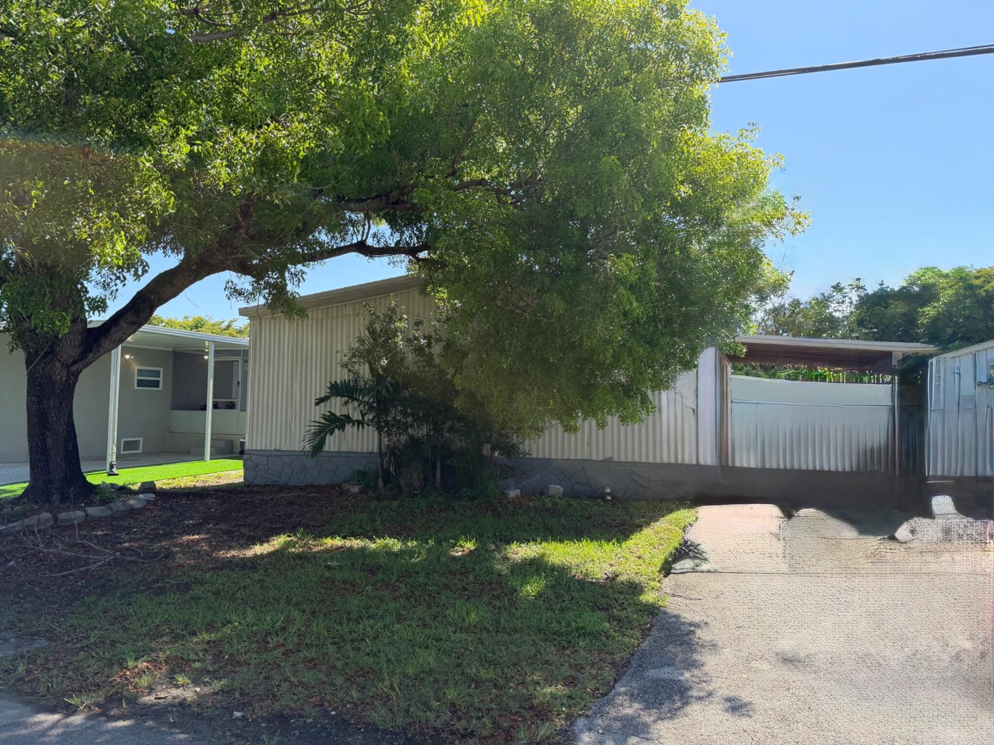 3BR – ManufacturedHome at 631 NW 215th Avenue